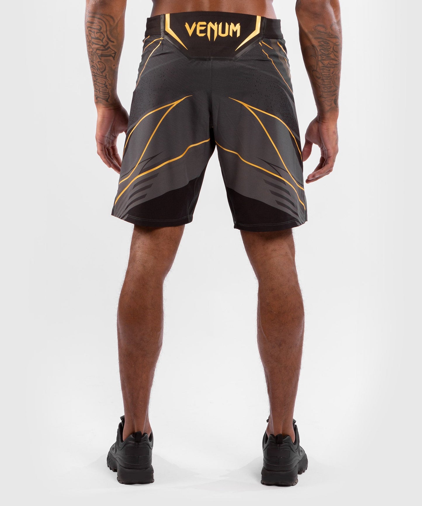 UFC Herren Fightshorts Venum Authentic Fight Night - Long Cut - - Champion