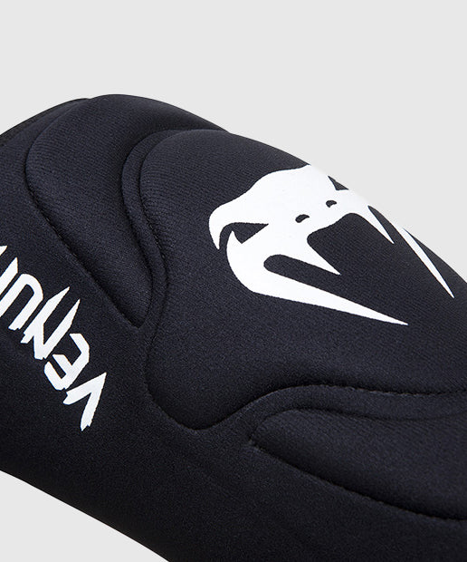 Venum Kontakt Lycra/Gel Kniepolster - Black
