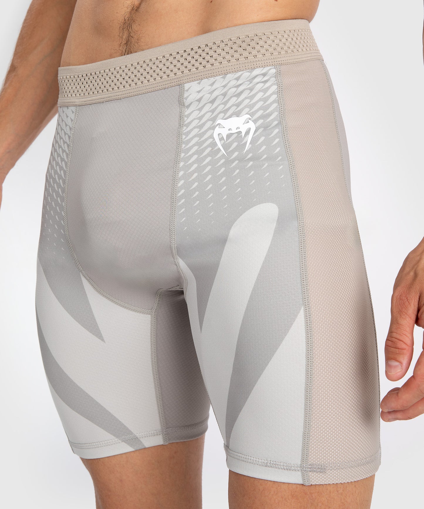 Venum Attack Vale Tudo Short para Hombre - Arena
