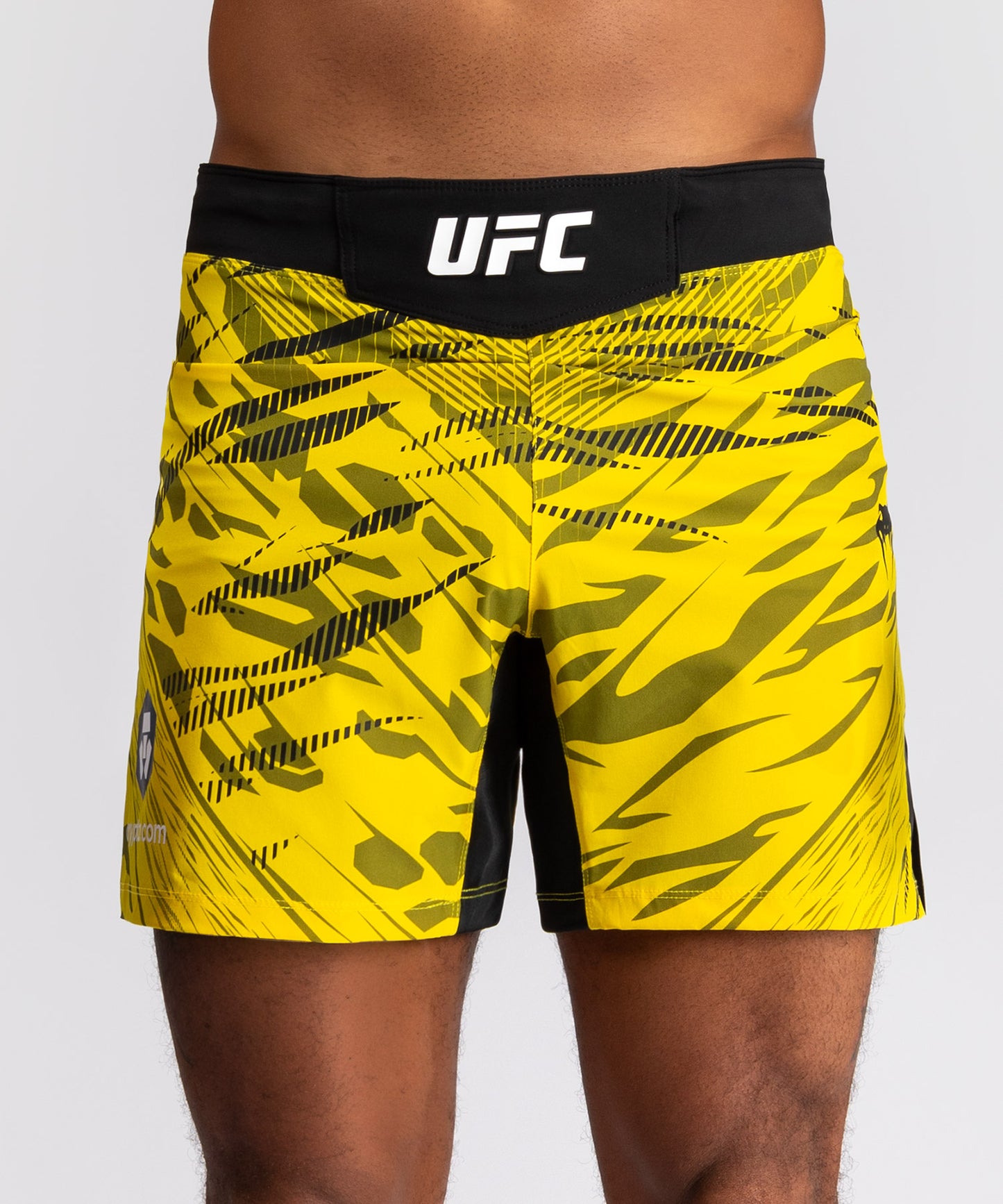 Shorts de Combat pour Hommes UFC Fusion by Venum Authentic Fight Night - Coupe Courte - Jaune