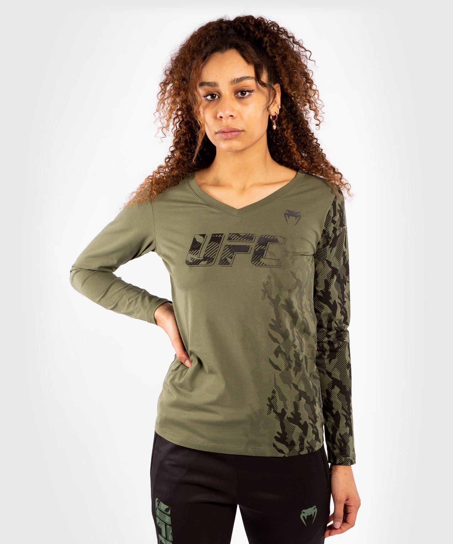 Frauen UFC Venum Authentic Fight Week Langarmshirt - Khaki