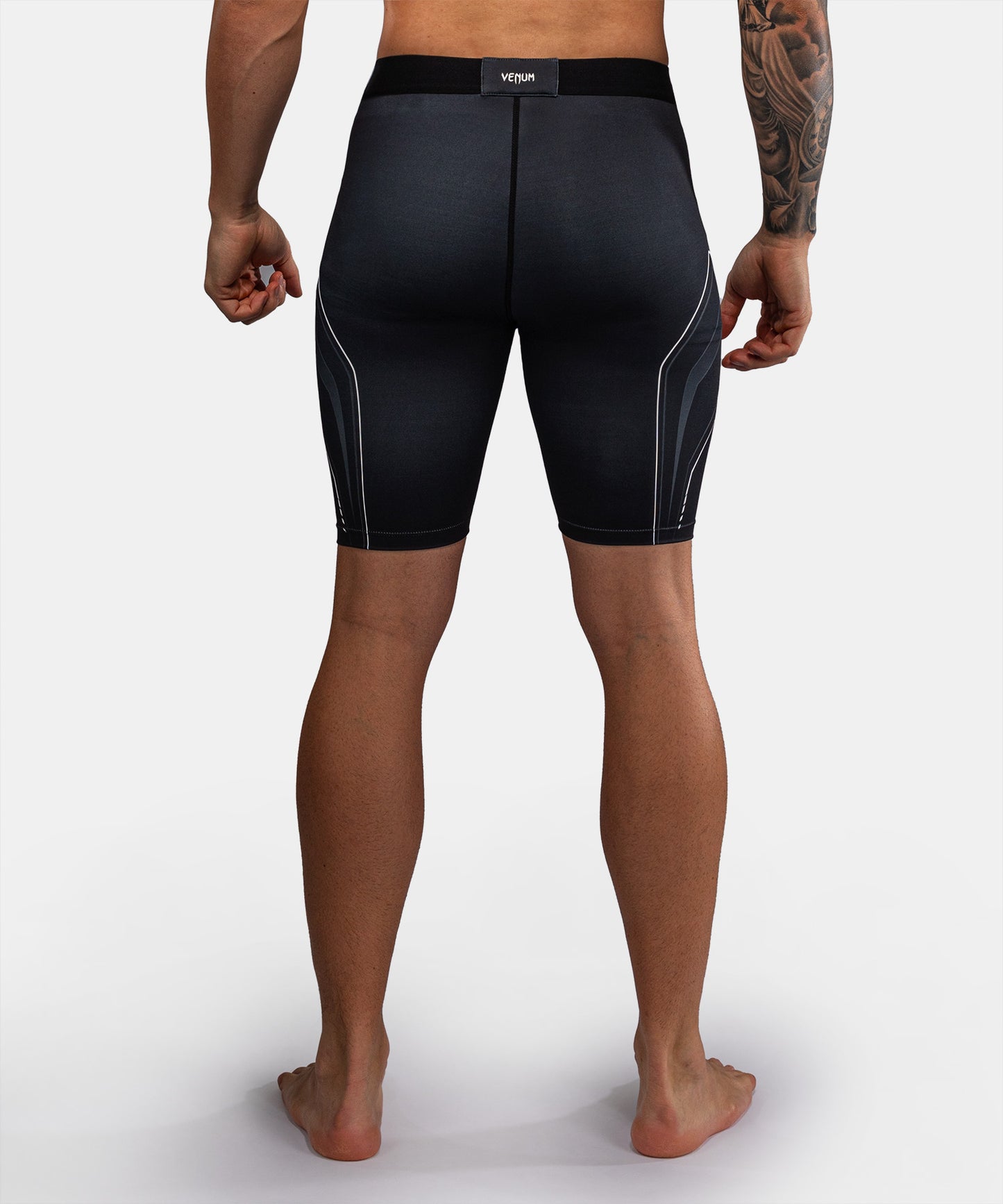 Short de Compression Venum Streamline – Noir/Blanc