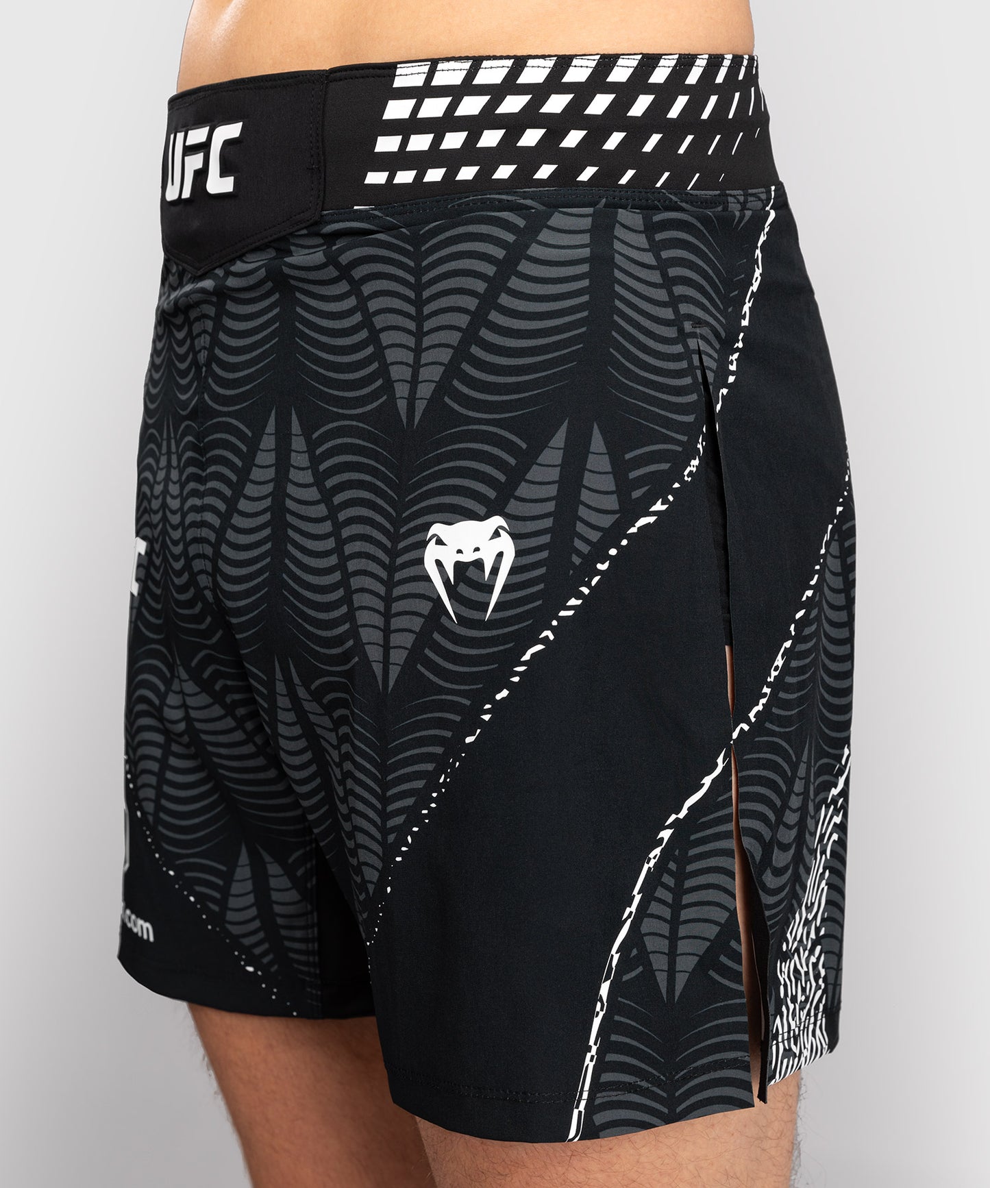 Short de combat Gladiator Homme UFC Zenith by Venum Authentic Fight Night - Noir