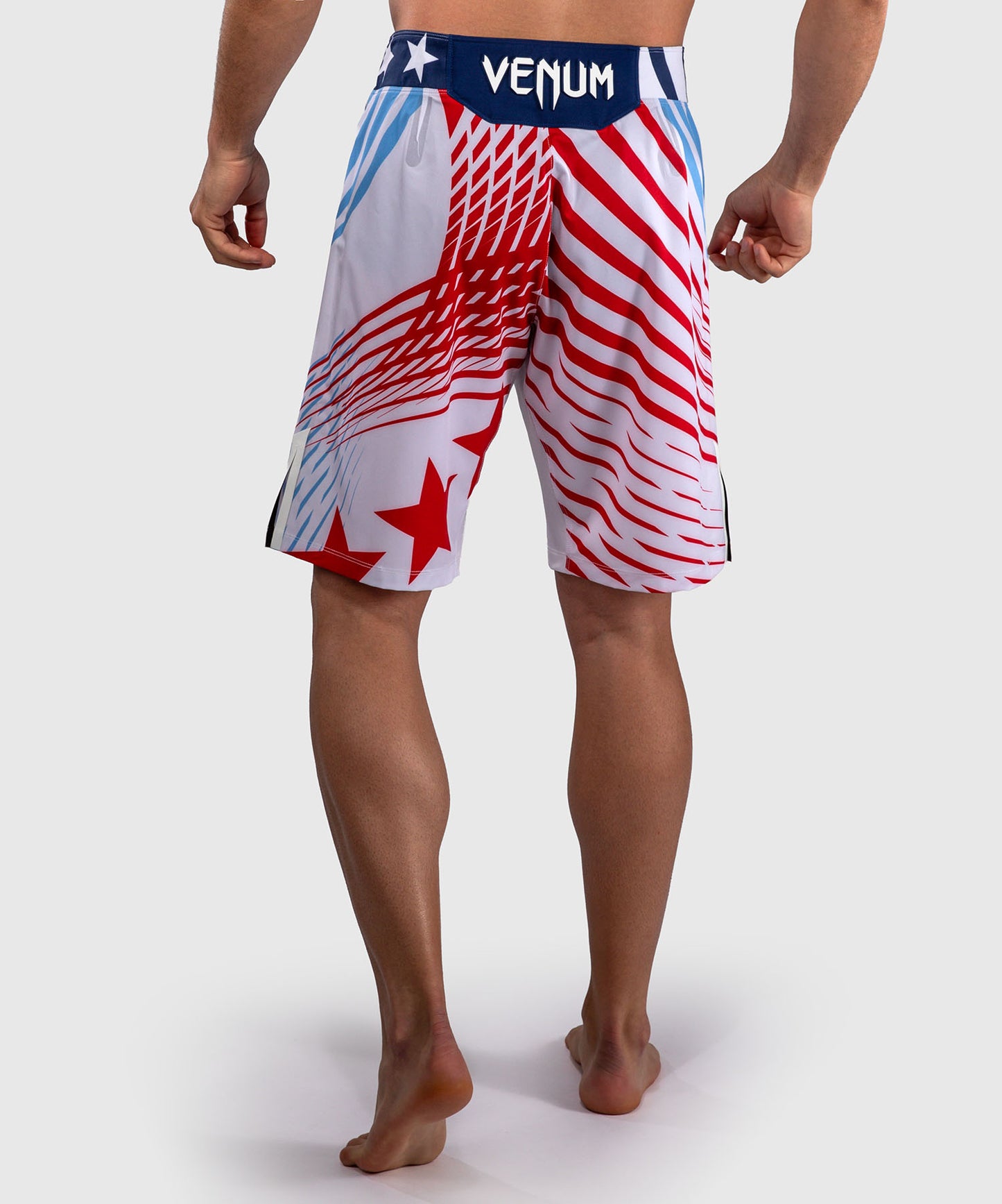 Official UFC Freedom 250 by Venum Authentic Fight Night Fight Shorts im Long Fit für Herren - Weiß