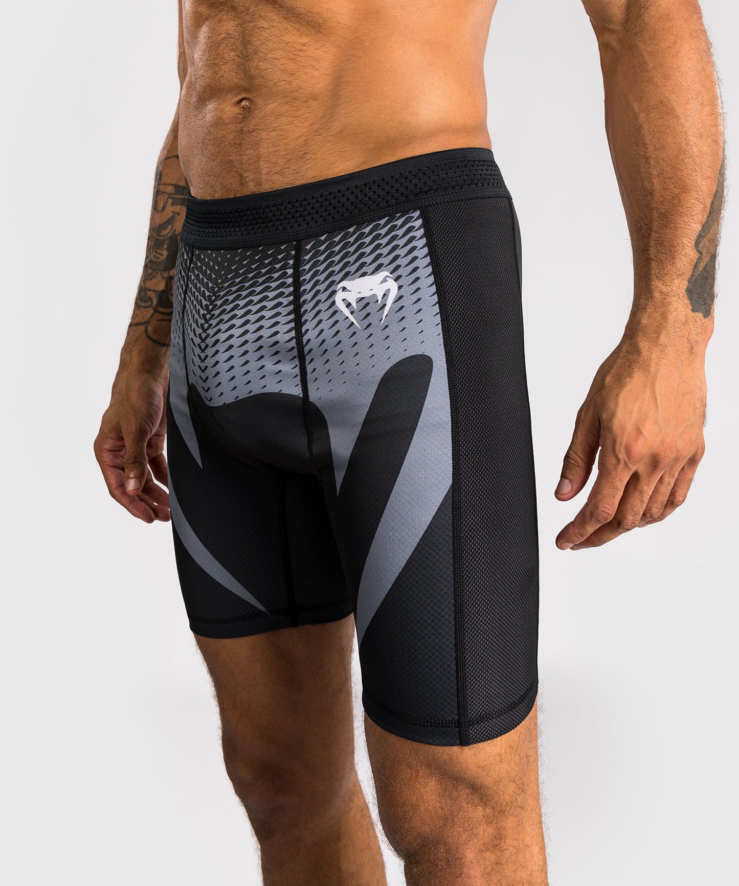 Venum No Gi Pantalones Cortos Vale Tudo - Negro/Gris Plata
