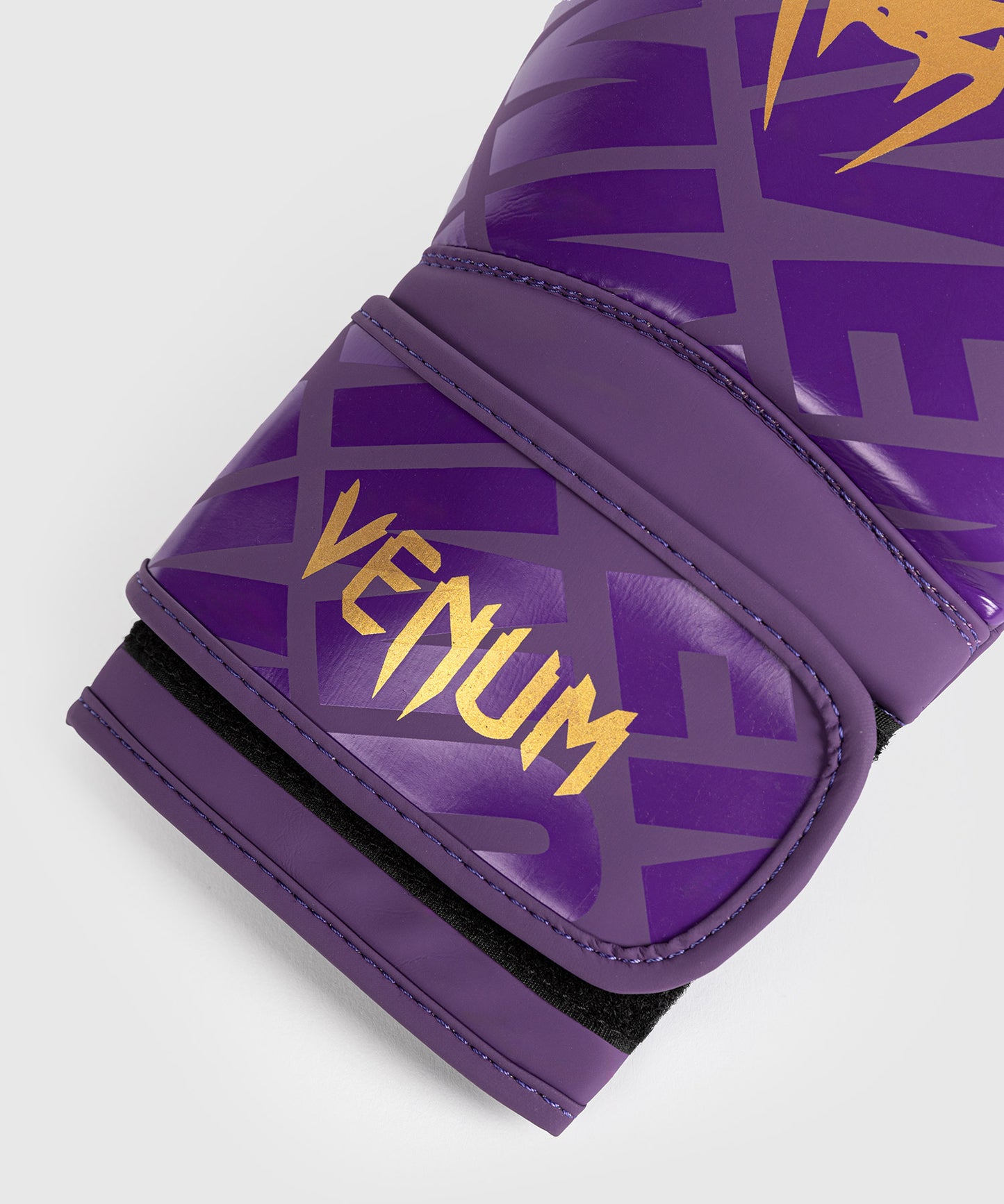 Venum Contender 1.5 XT Boxing Gloves - Dark Purple
