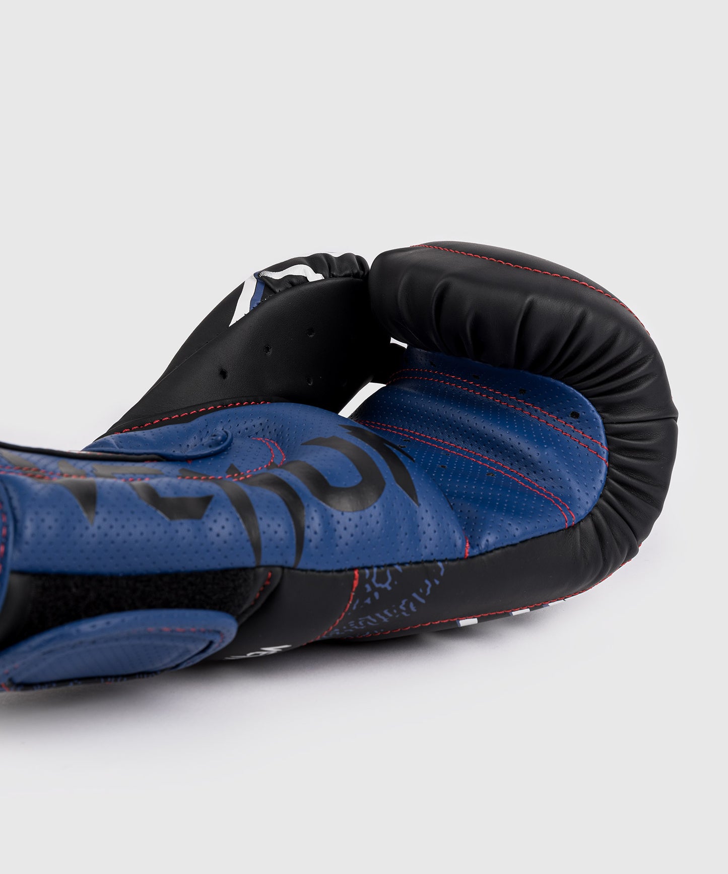 Venum x TEKKEN 8 - Jin Kazama Guanti da Boxe - Blu/Nero/Bianco