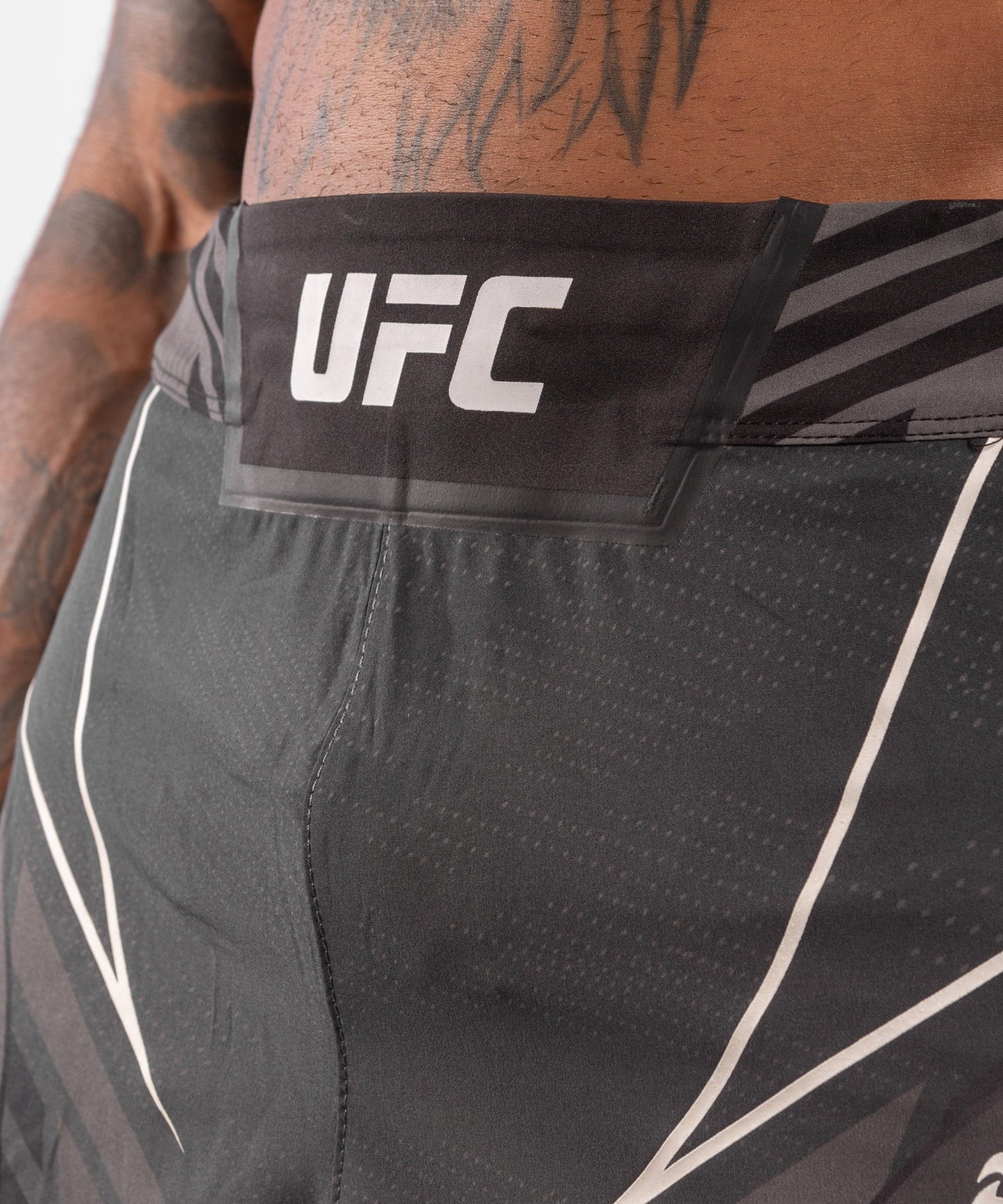Men's UFC Fightshort Venum Authentic Fight Night - Long Cut - Black