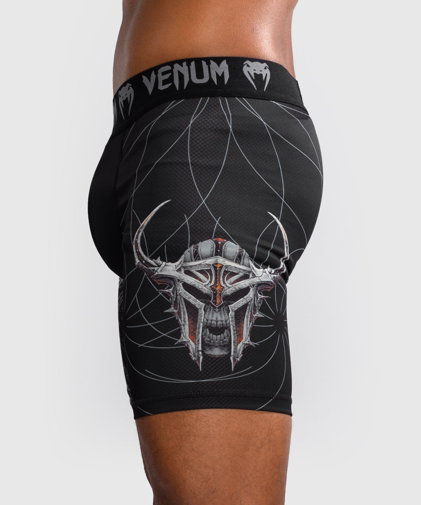 Venum Gladiator 5.0 Herren Vale Tudo Shorts - Schwarz/Silber