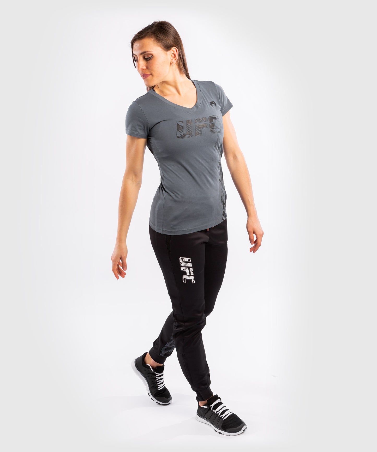 UFC Venum Authentic Fight Week Damen Kurzarm T-Shirt - Grau