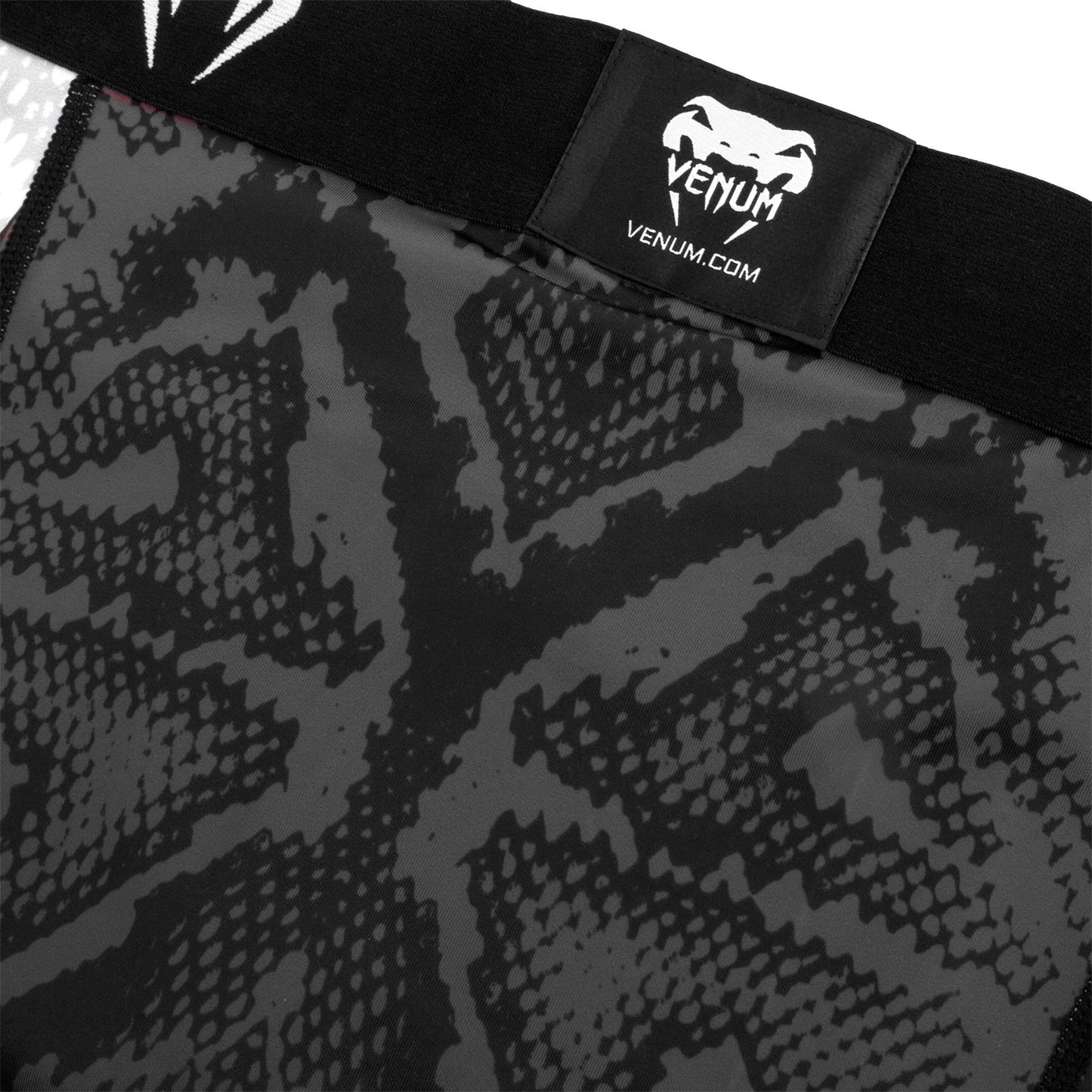 Venum Amazonia 5 Vale Tudo Shorts - Amazonia Black
