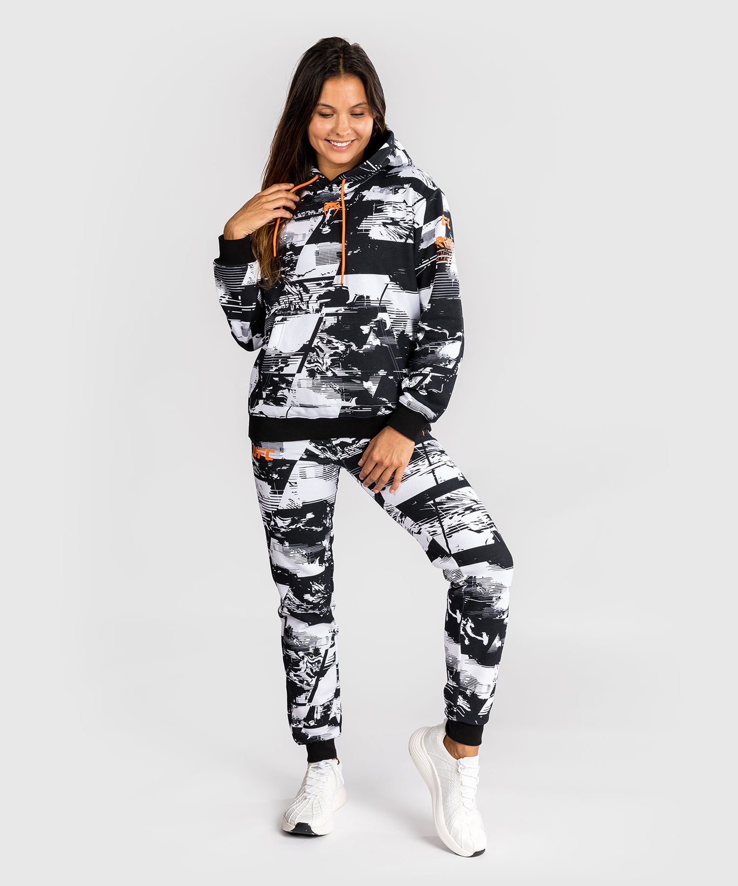 Sweat à capuche Femme UFC Zenith by Venum Authentic Fight Week - Blanc