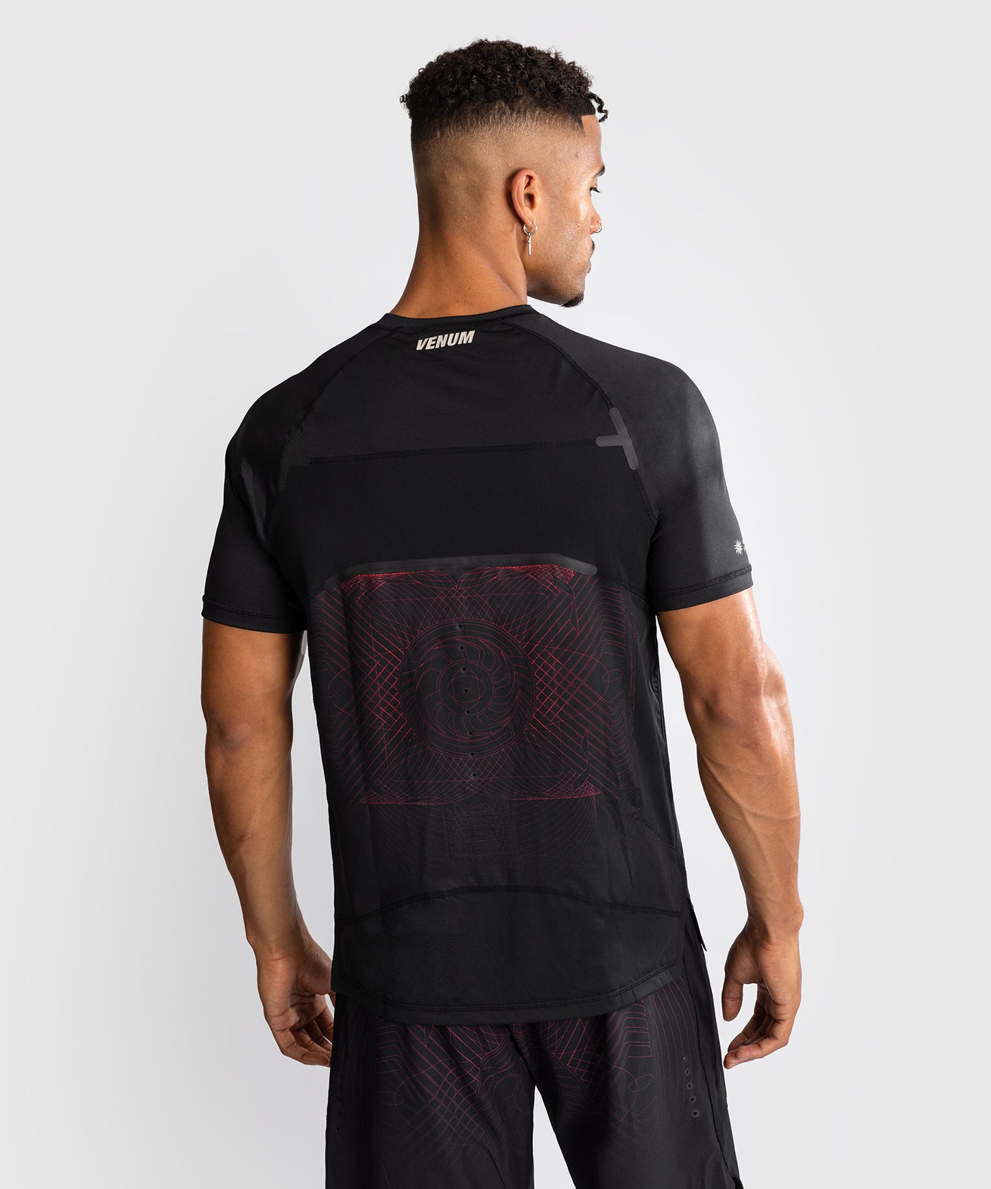 Venum G-Fit Air Herren Dry-Tech T-Shirt - Tiefschwarz / Feuerrot
