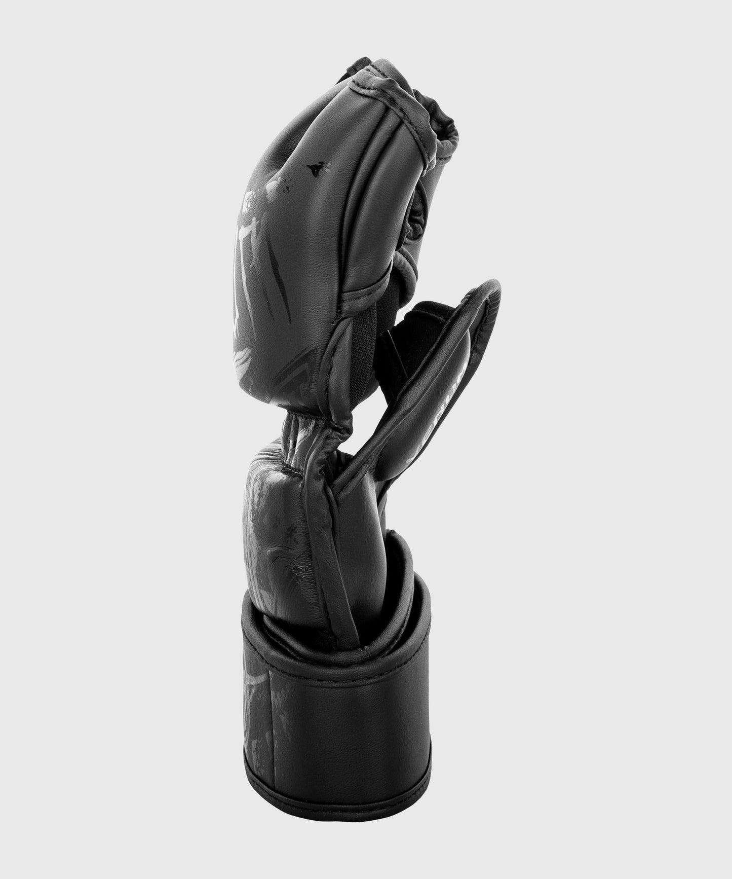 Venum Gladiator 3.0 MMA-Handschuhe - Mattschwarz