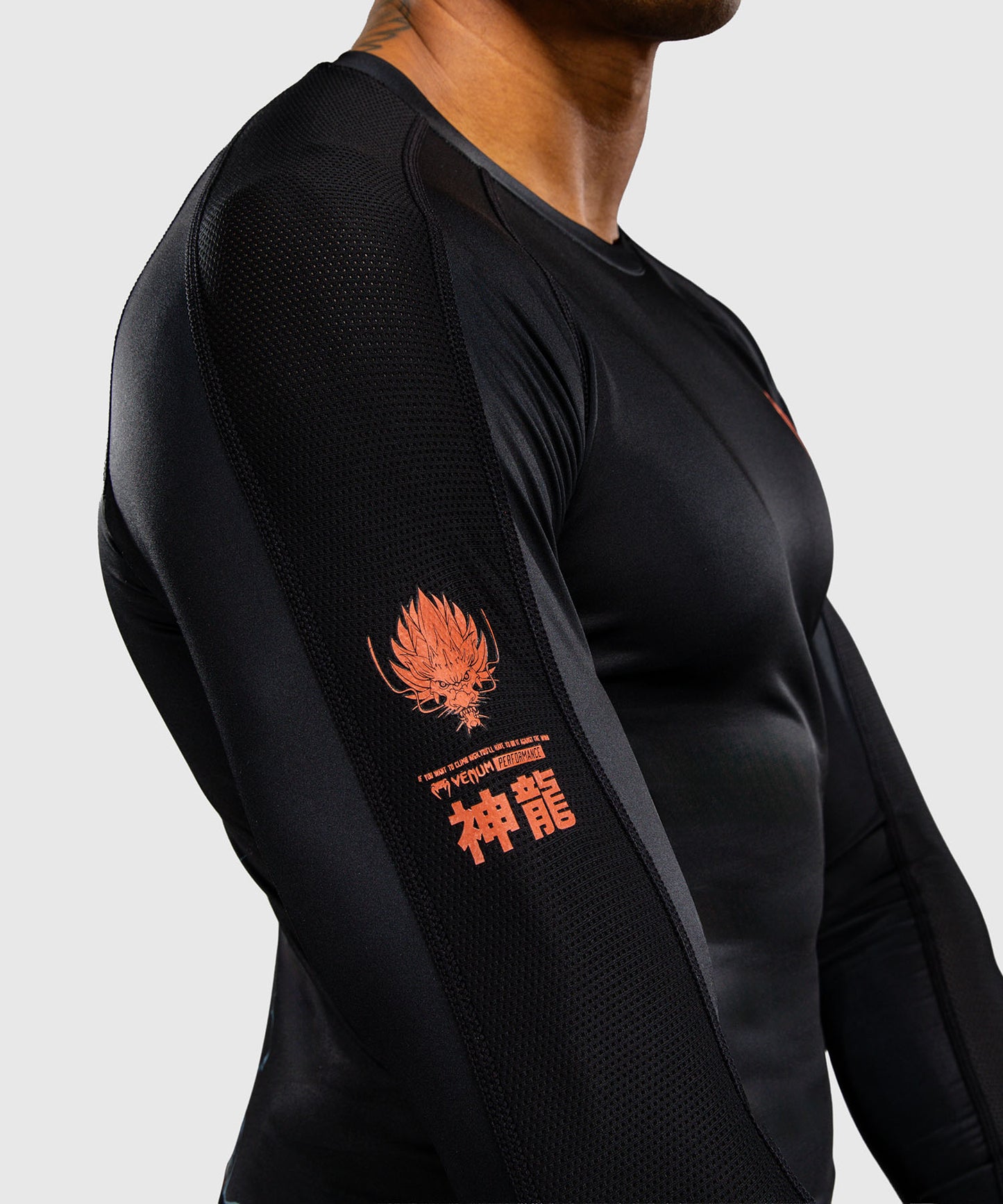 Venum Thunder Dragon Rashguard a Maniche Lunghe – Nero/Grigio/Rame