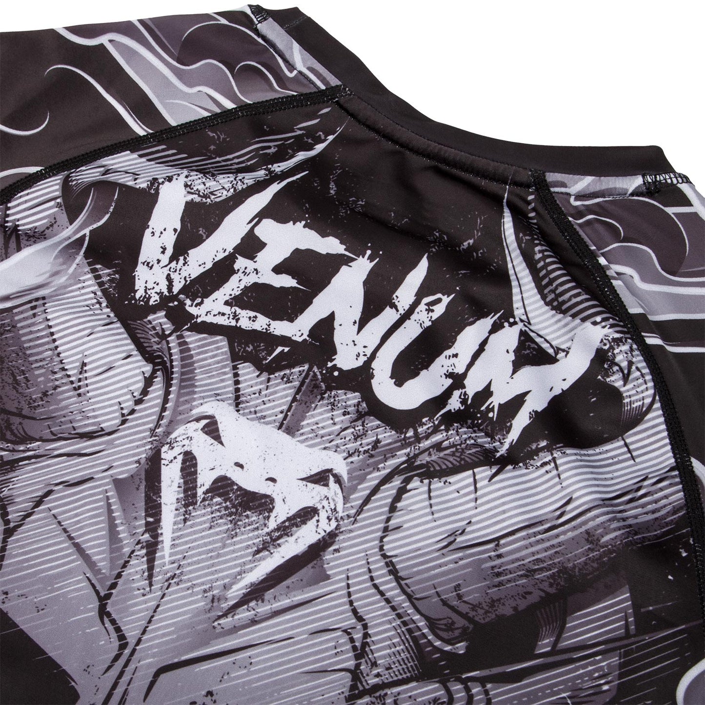 Rashguard Venum Minotaurus - Mangas Largas - Negro/Blanco