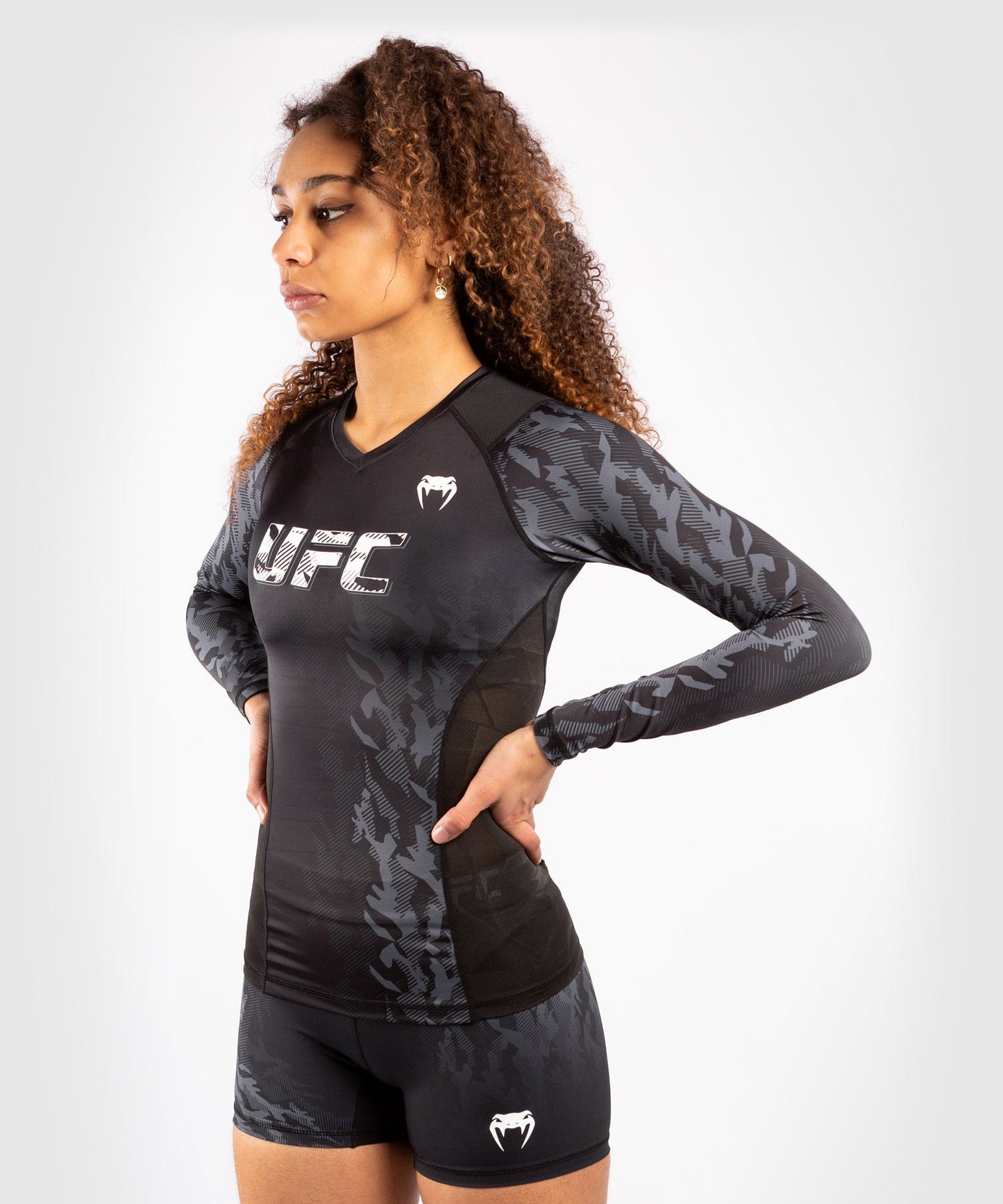 Women's UFC Venum Authentic Fight Week Long Sleeve Compression T-Shirt - Black