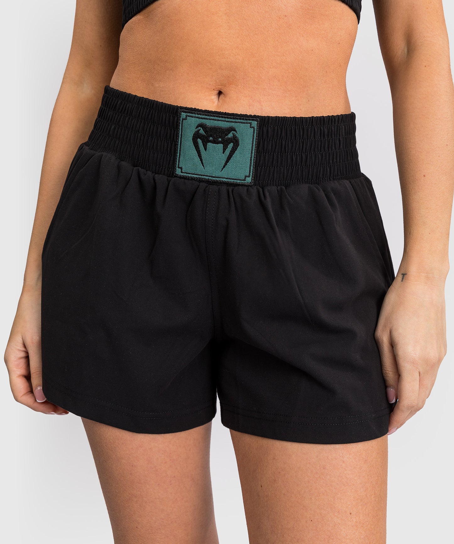 Venum Boxing Classic Damen Trainingsshorts - Schwarz