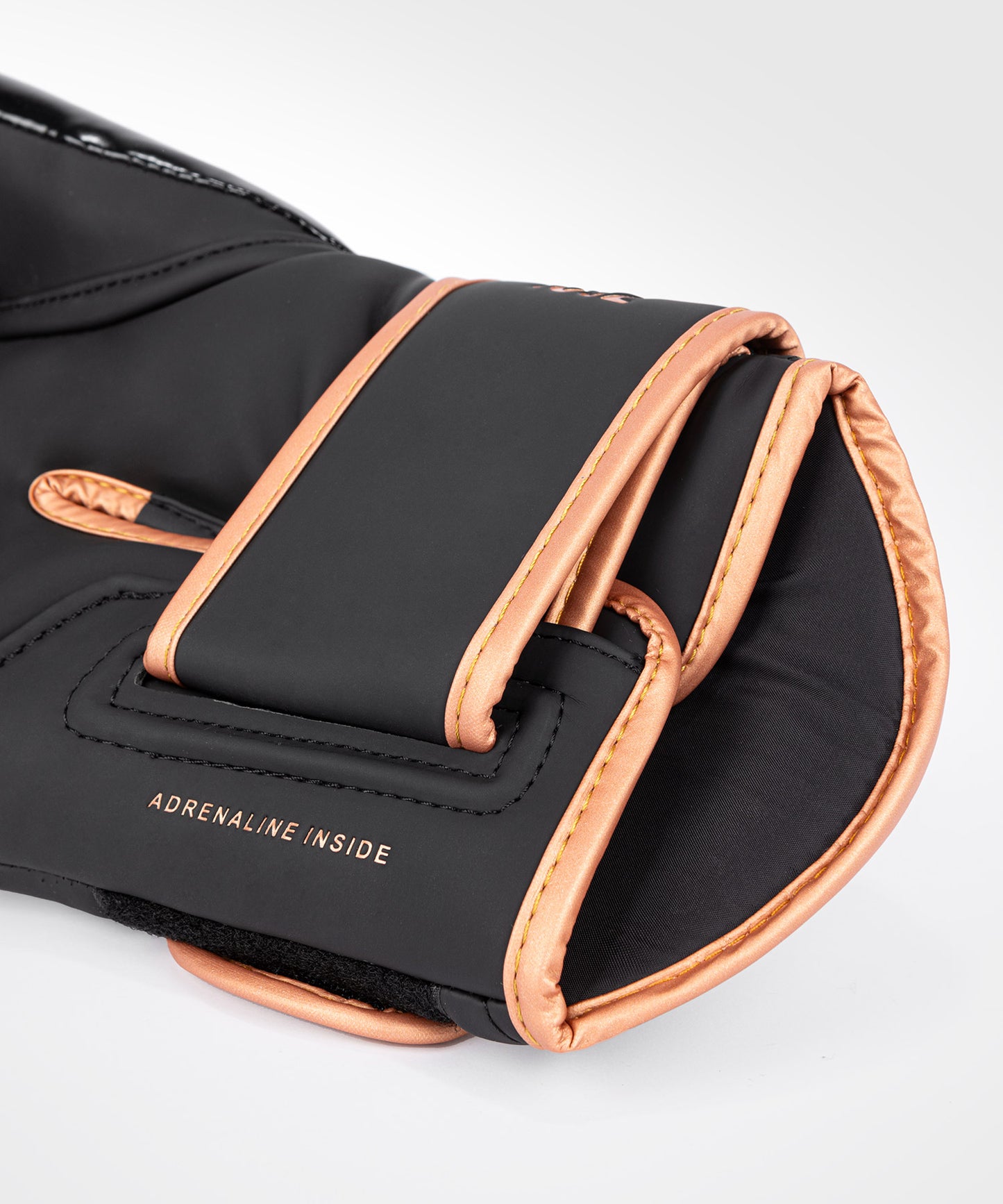 Gants de boxe Venum Challenger 4.0 - Noir/Bronze