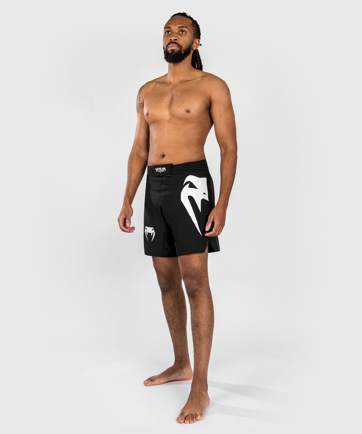 Venum Light 5.0 Fight Shorts - Schwarz/Weiß