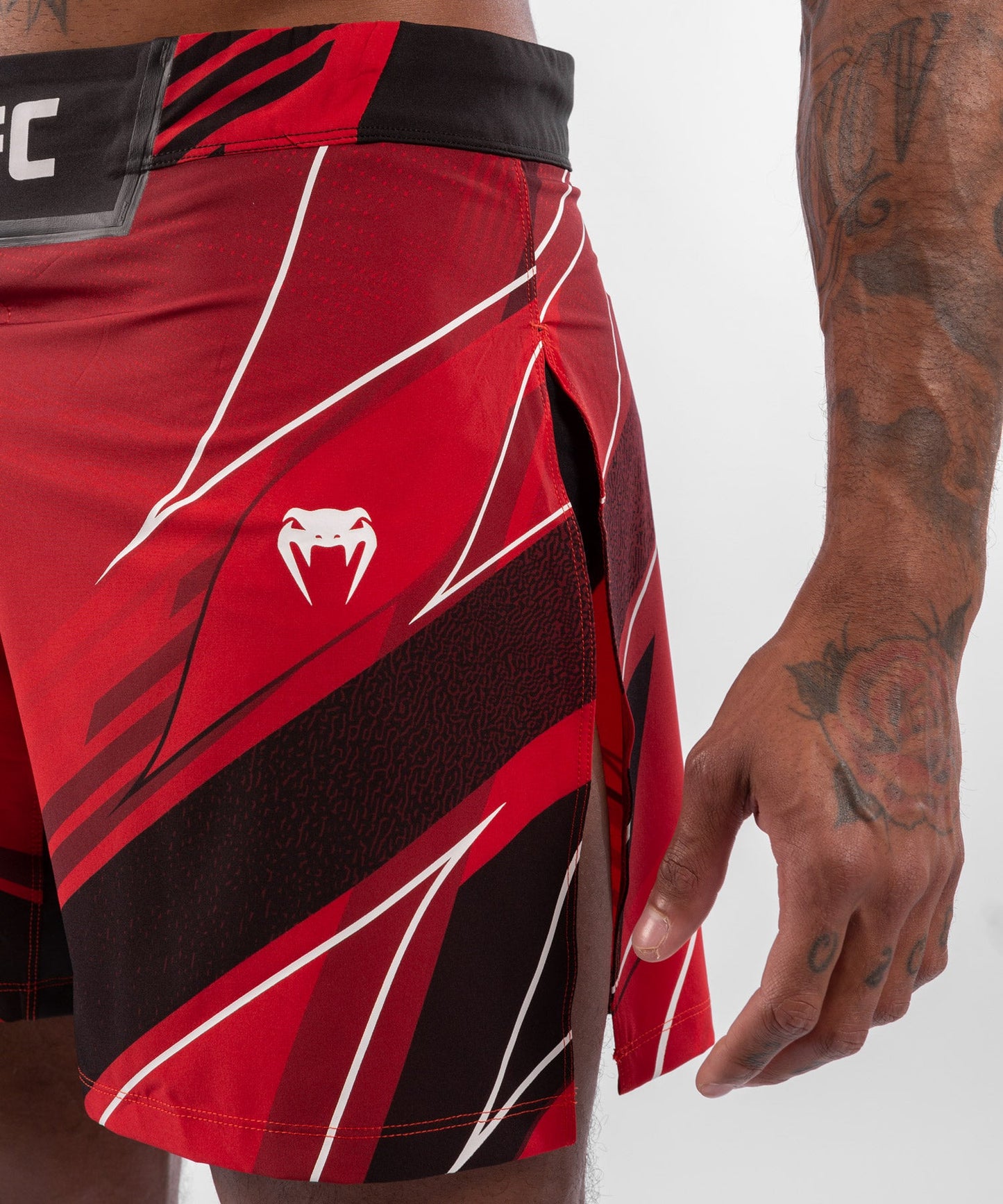 UFC Herren Fightshorts Venum Authentic Fight Night Gladiator - Rot