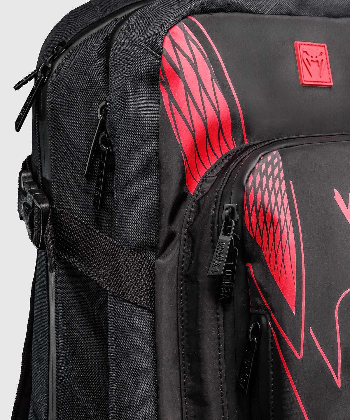 Venum Amazonia Reborn Rucksack (15-25 L) - Schwarz/Rot