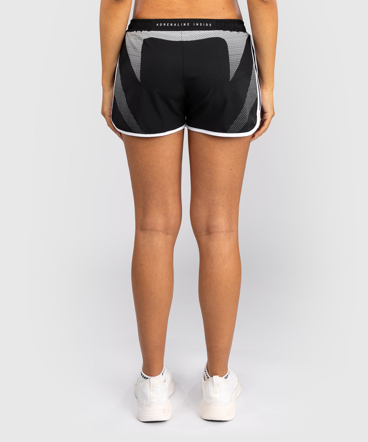 Short d’Entraînement Femme Venum Adrenaline – Noir/Ivoire