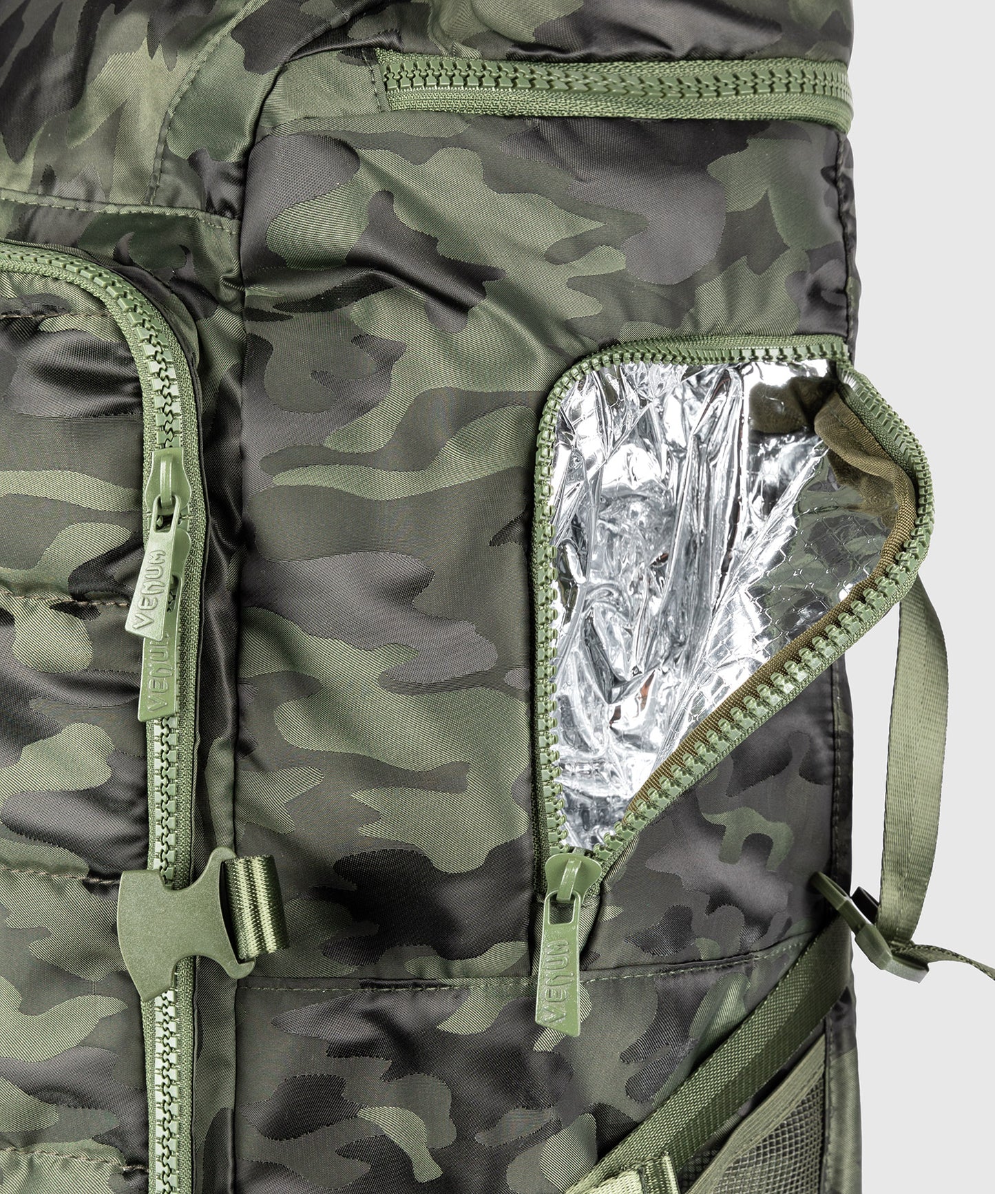 Venum Challenger Xtrem Mochila (50-63L) – Caqui/Camo