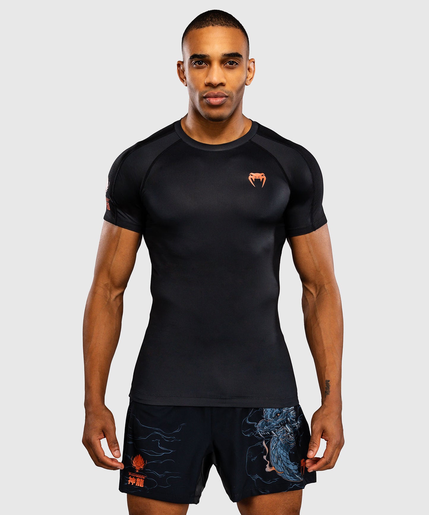 Rashguard à Manches Courtes Venum Thunder Dragon – Noir/Gris/Cuivre