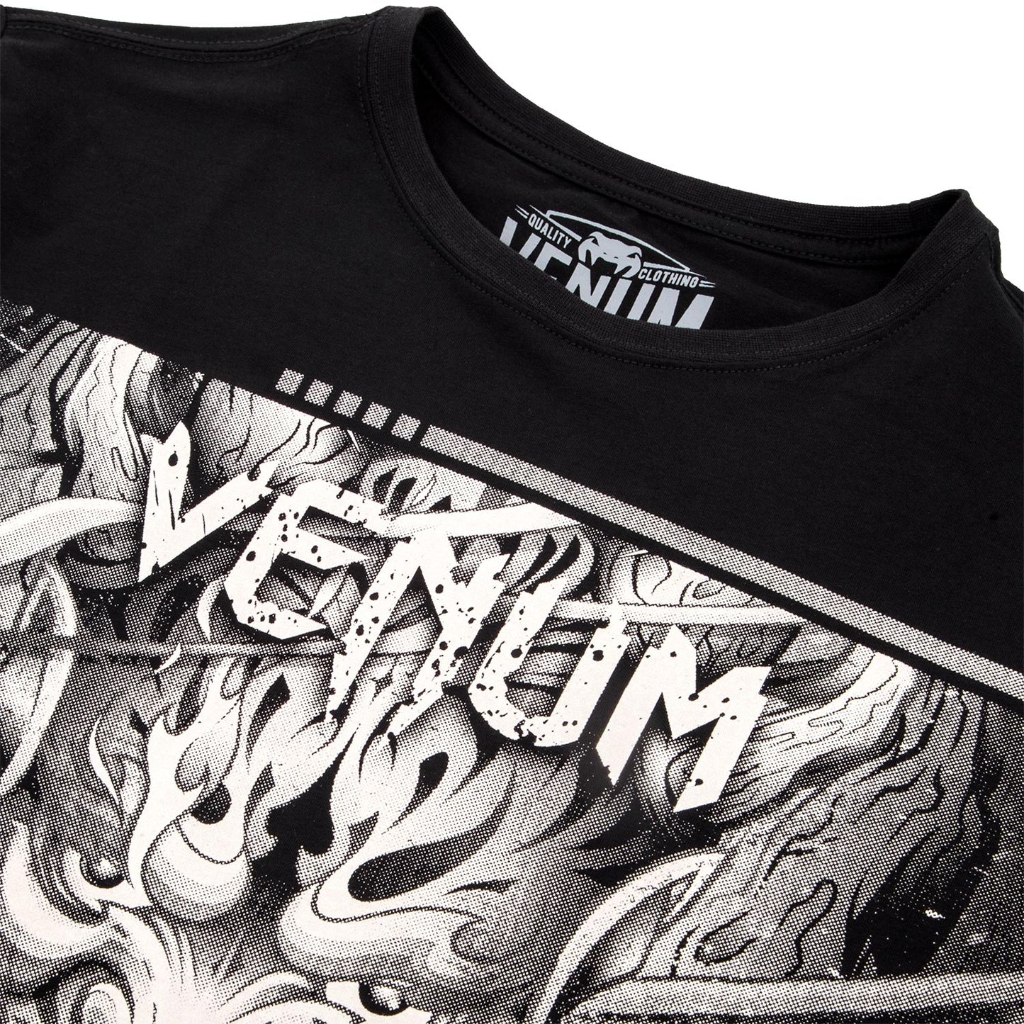 Camiseta Venum Gladiator – Blanco/Negro