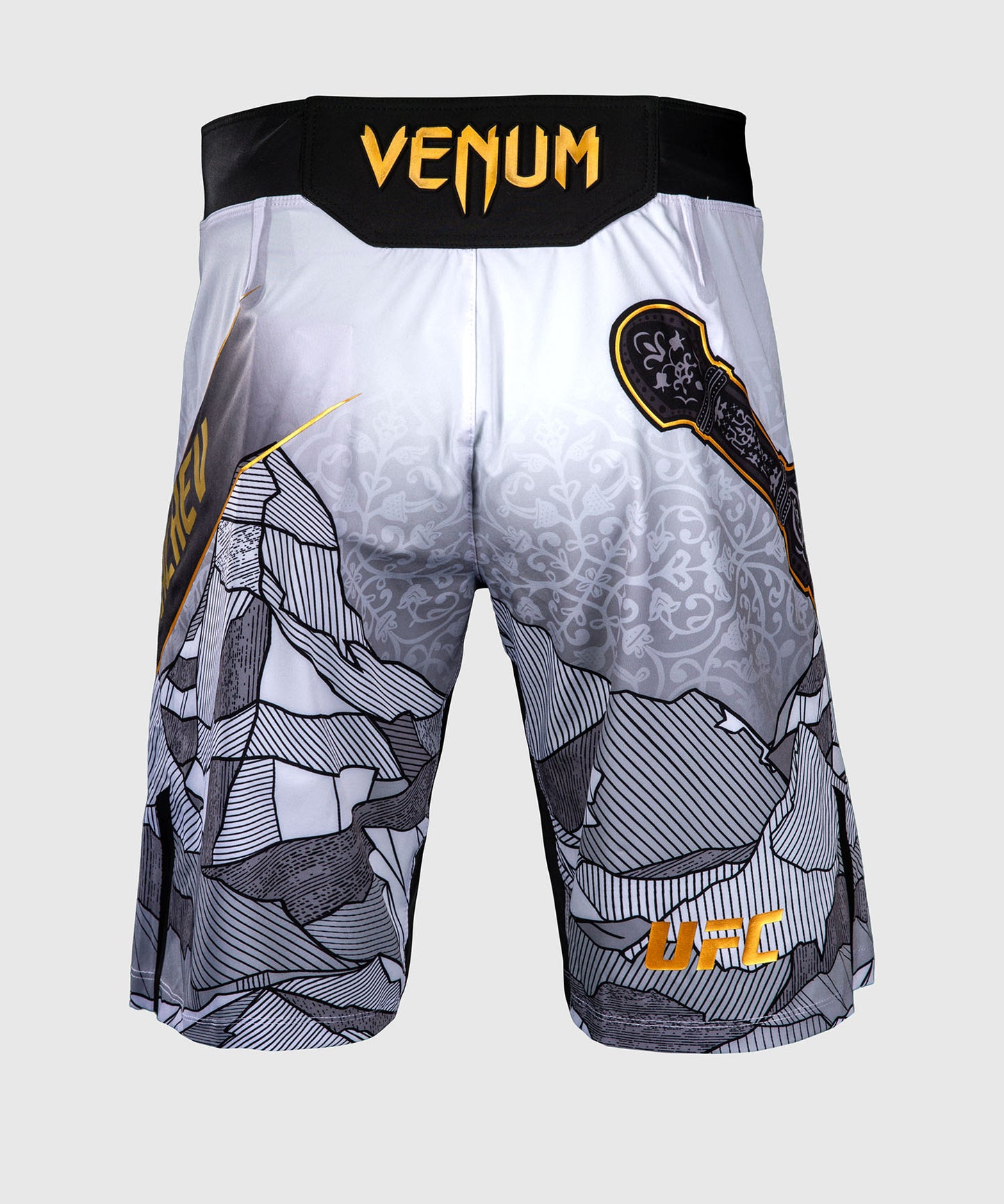UFC Unrivaled by Venum Islam Makhachev Pantaloncini da combattimento Uomini - Bianco/Nero