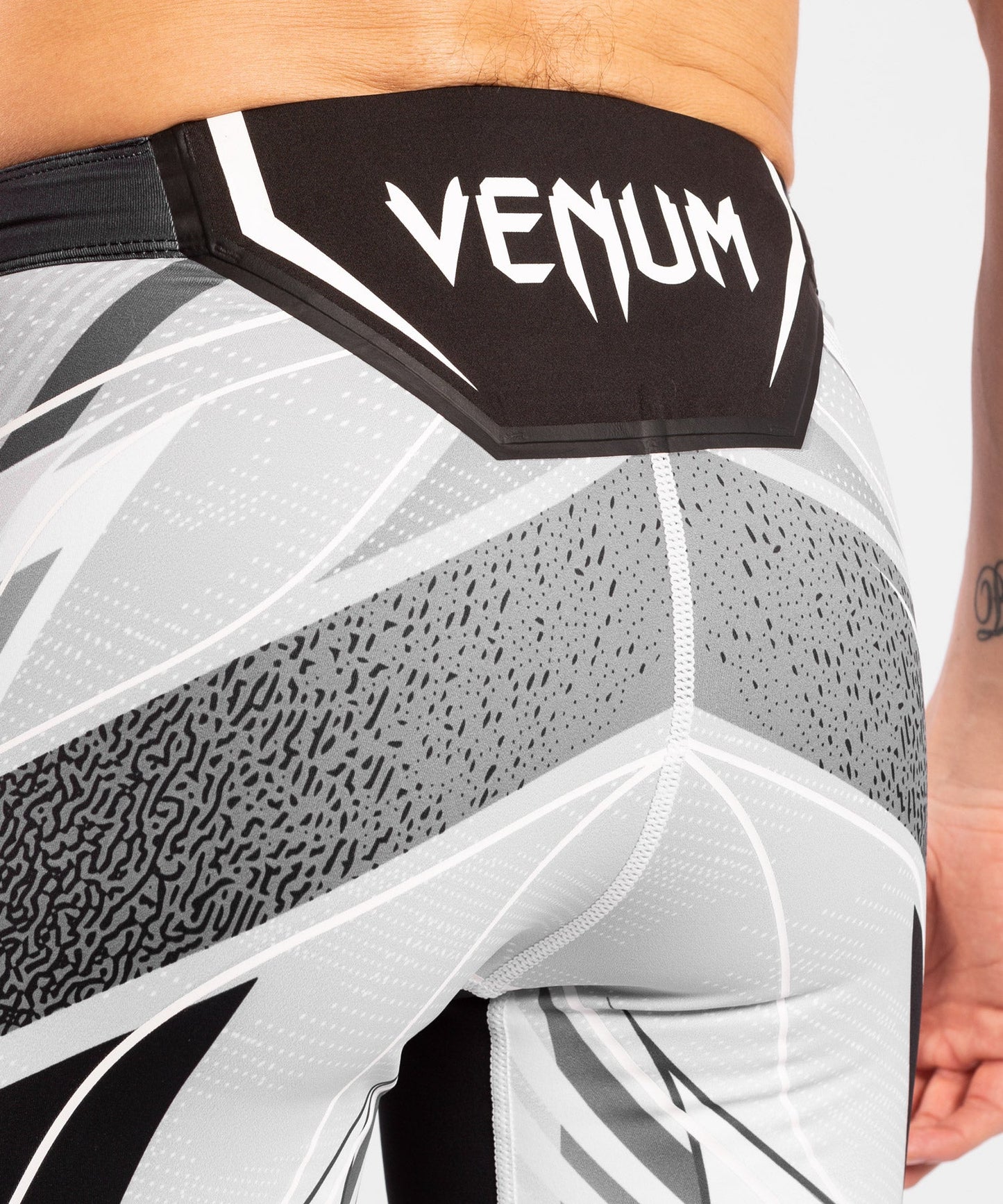 Men's UFC Venum Authentic Fight Night Compression Shorts - Short - White