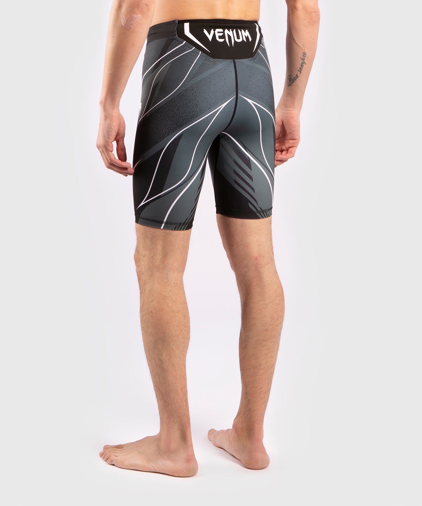 Venum Pro Line Herren UFC Kompressionsshorts - Schwarz