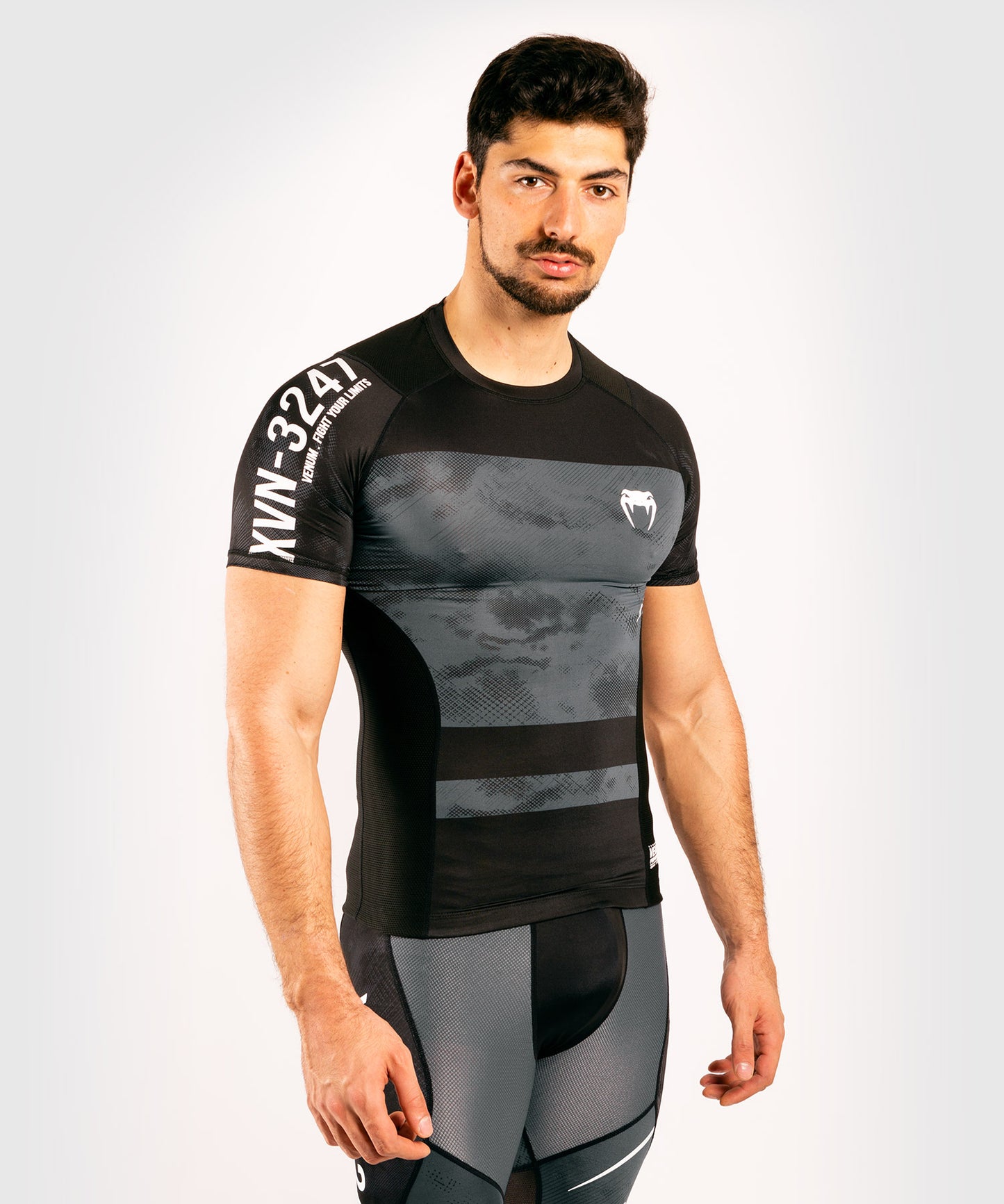 Rashguard Venum Sky247 - Manches Courtes