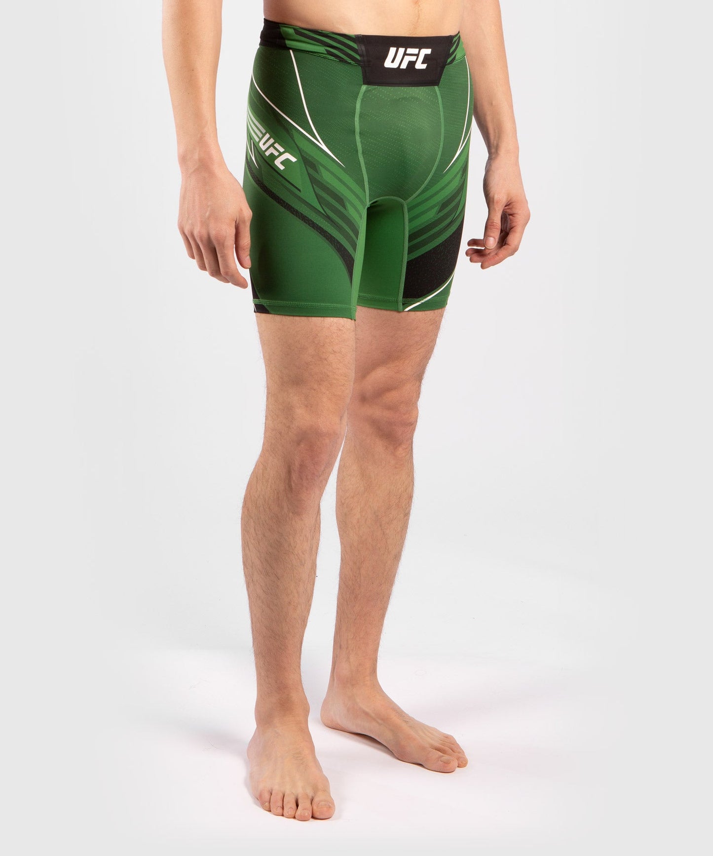 Men's UFC Venum Authentic Fight Night Compression Shorts - Short - Green