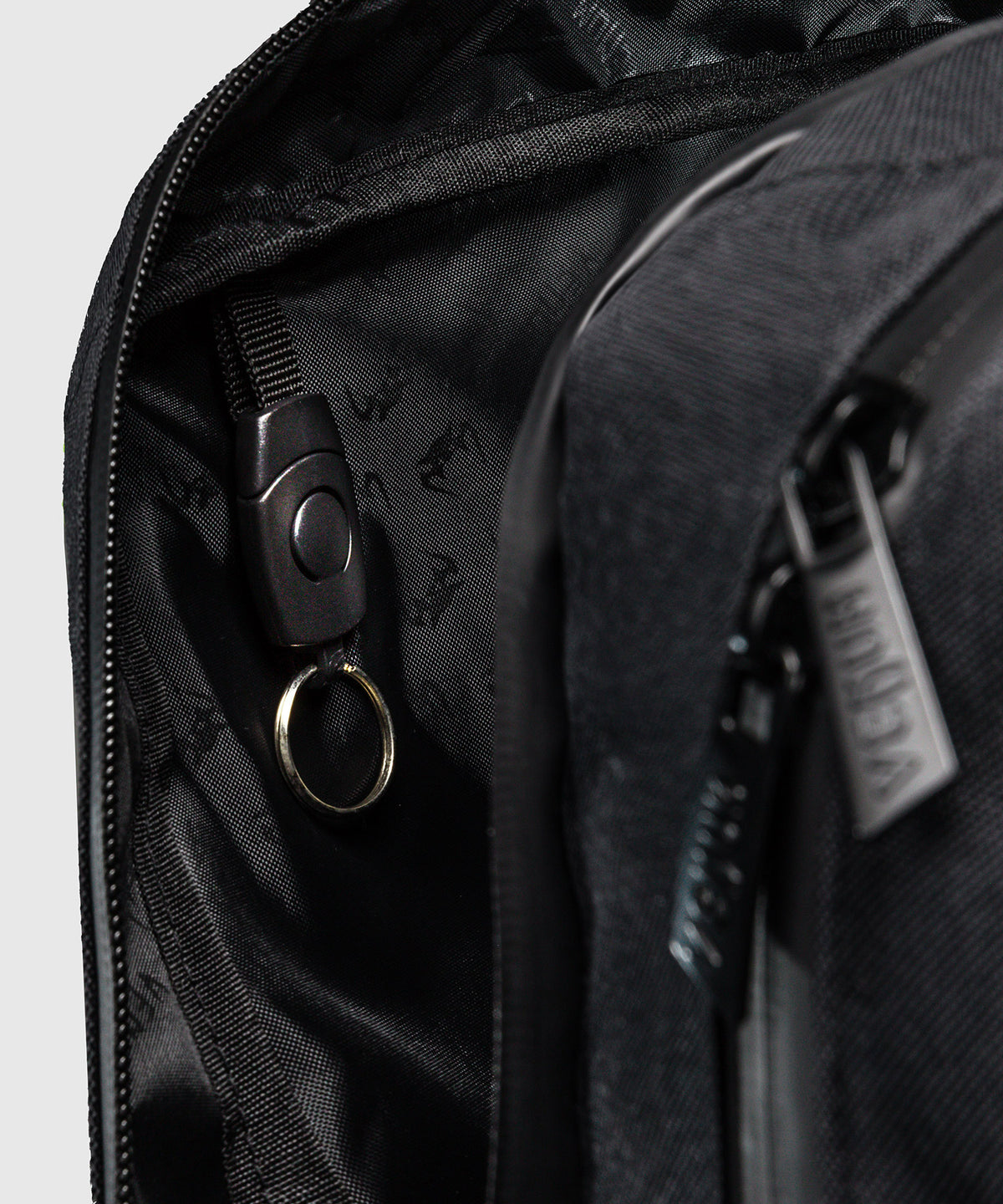 Venum Amazonia Reborn Rucksack (15-25 L) - Schwarz/Grün