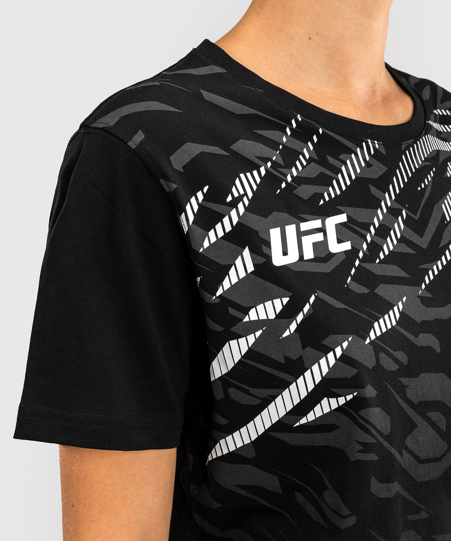 UFC Fusion by Venum Replica Damen Kurzarm T-Shirt - Schwarz