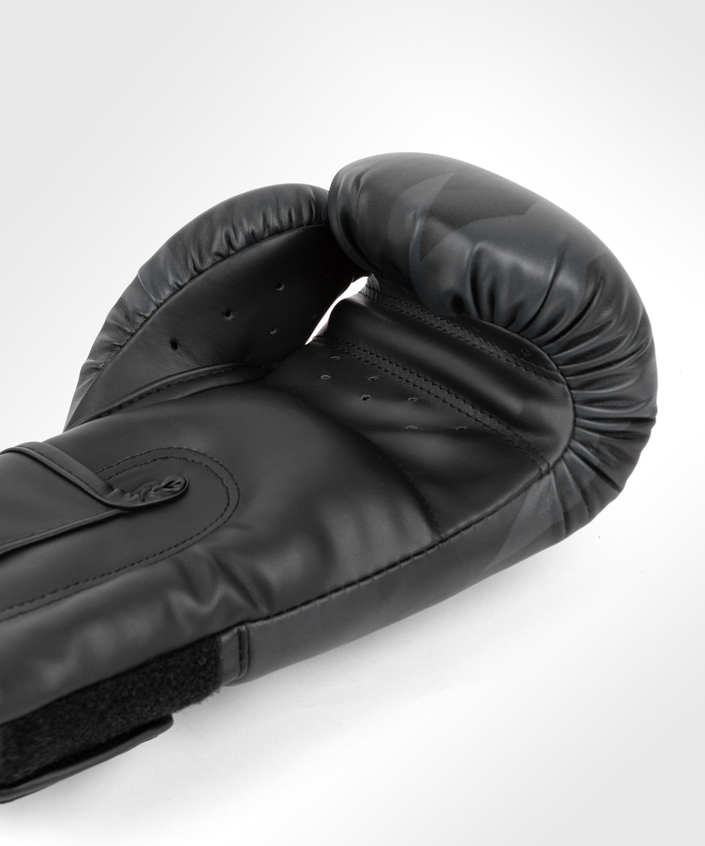 Guantes de Boxeo Venum Razor - Negro/Oro