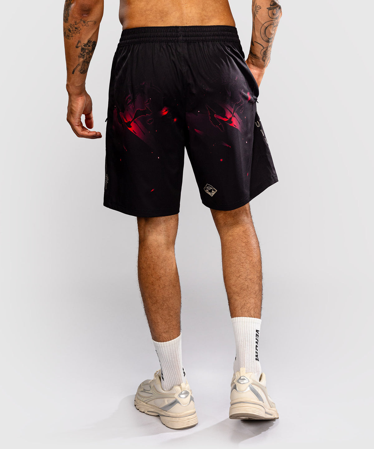 Jujutsu Kaisen x Venum Itadori Trainingsshorts – Schwarz/Rot