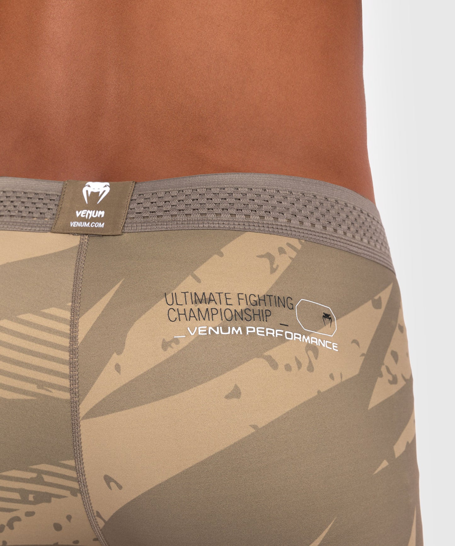 UFC Adrenaline by Venum Fight Week Vale Tudo Short da Uomo - Desert Camo