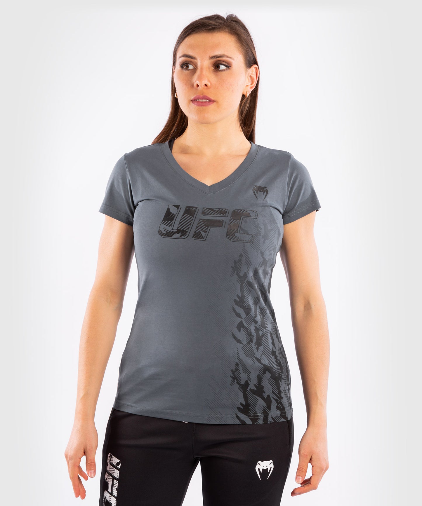 UFC Venum Authentic Fight Week Damen Kurzarm T-Shirt - Grau