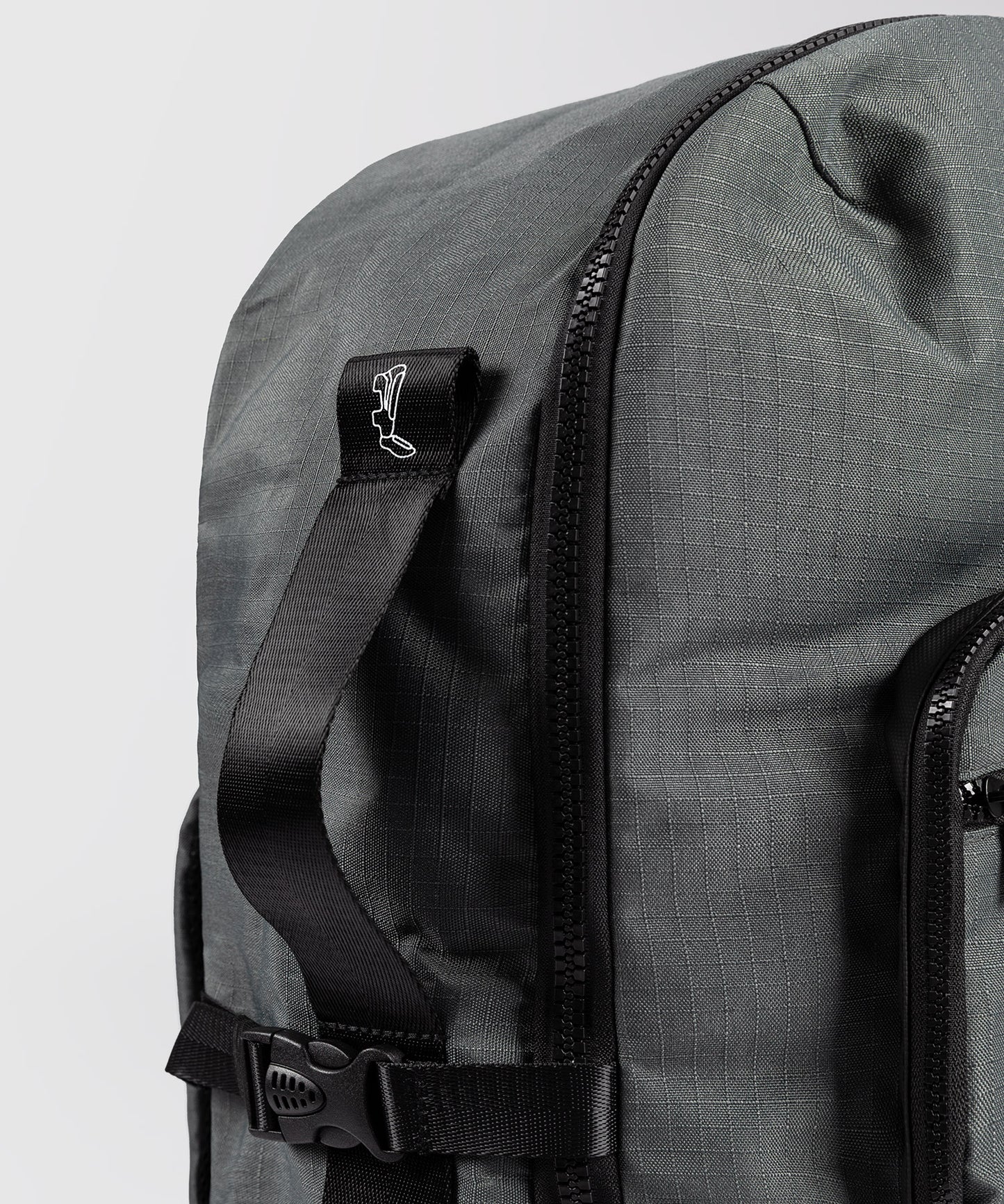 Venum Evo 2 Xtrem Rucksack (50-63L) – Sturmgrau