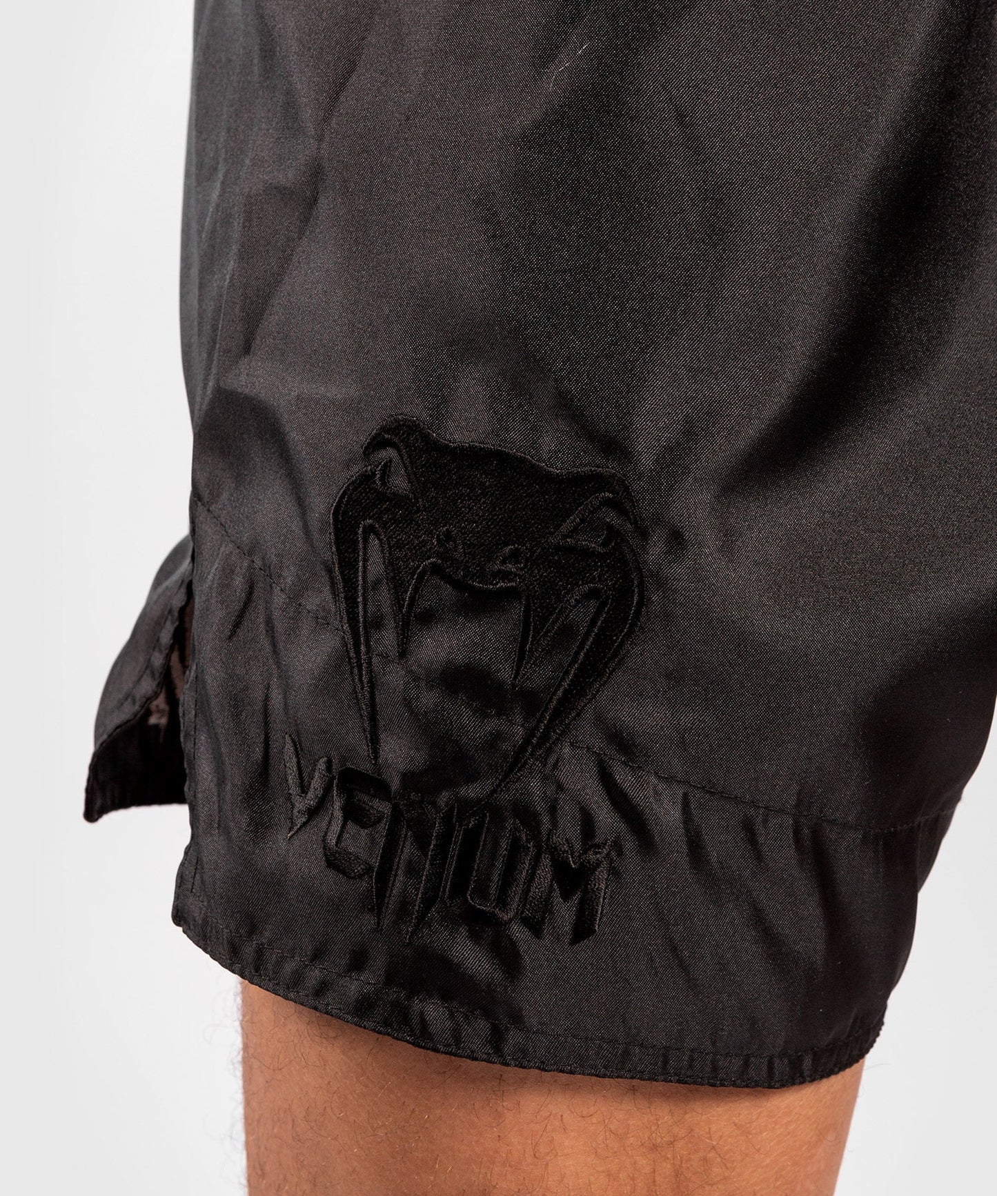 Short de Muay Thai Venum Logos - Noir/Noir