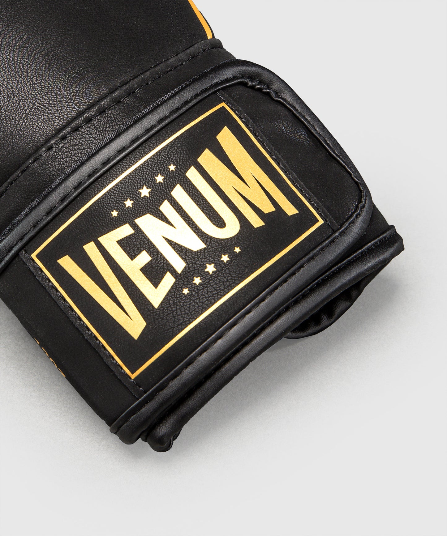 Venum G-Core Guantes de Boxeo - Negro/Oro