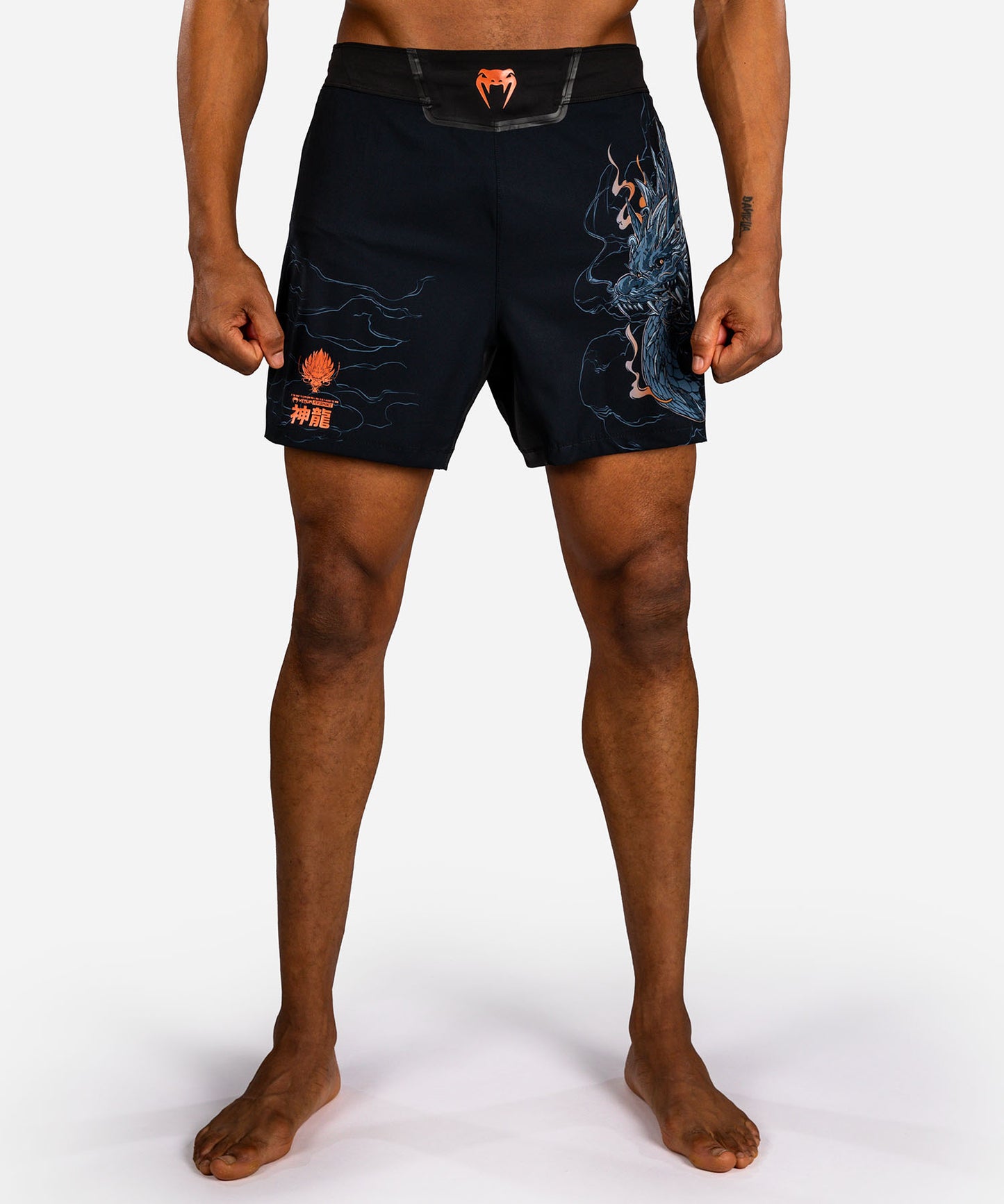 Venum Thunder Dragon Pantaloncini da Combattimento – Nero/Grigio/Rame