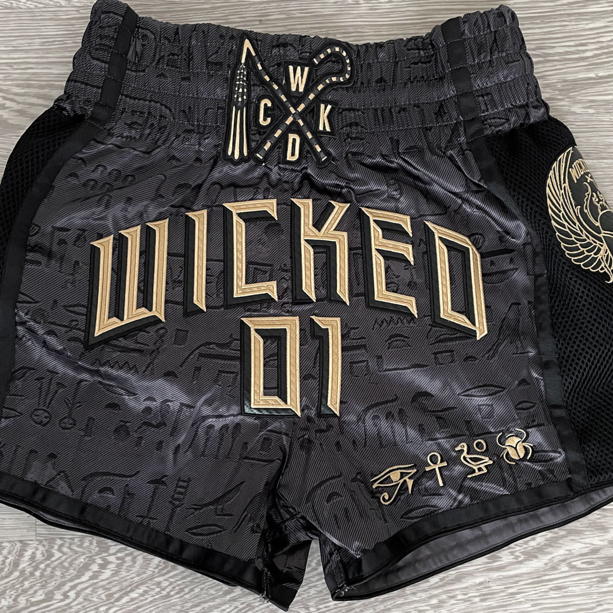 Wicked One Pharaoh Muay Thai Shorts - Schwarz