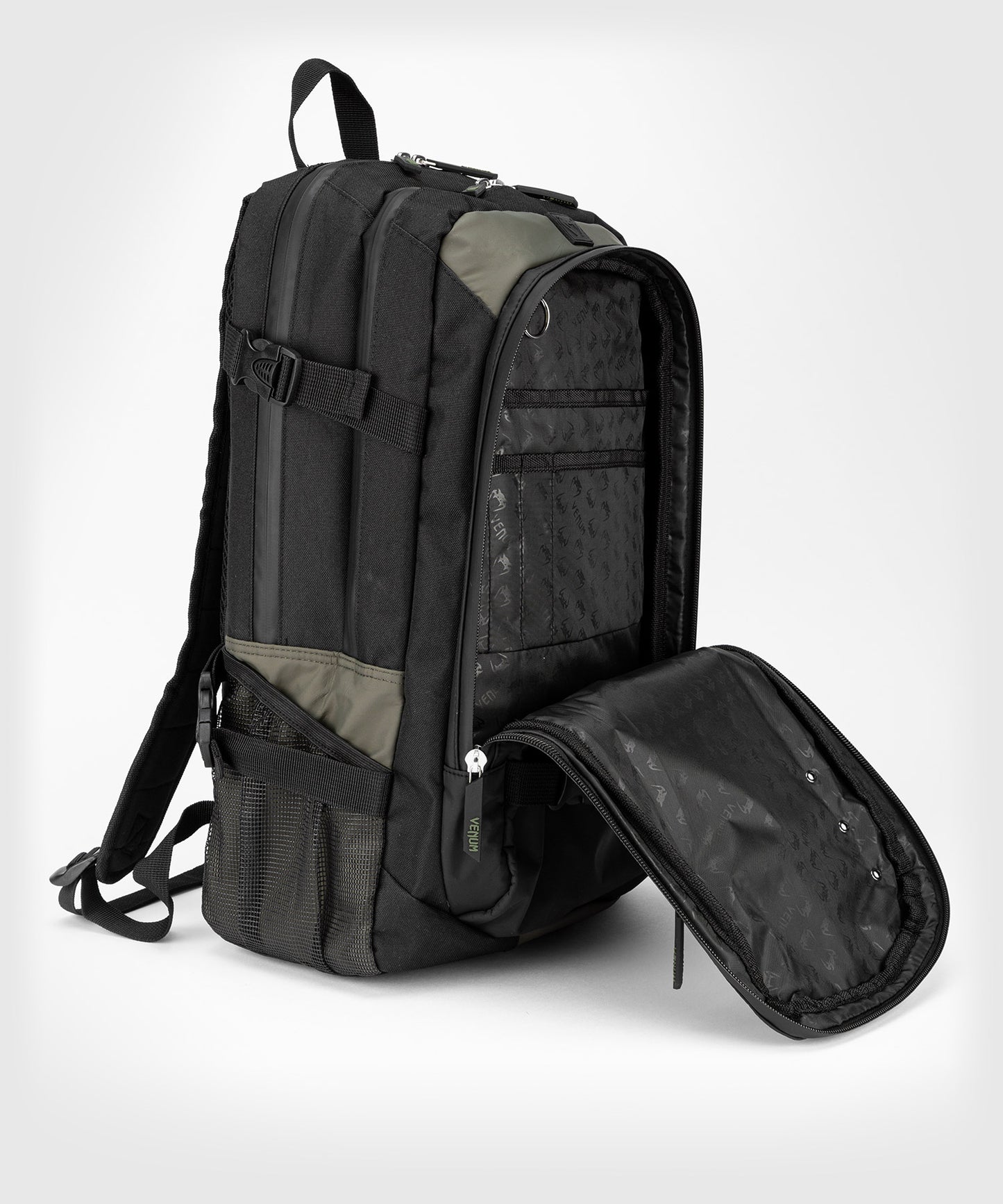 Venum Challenger Pro Evo Rucksack (20-25L) – Khaki/Schwarz