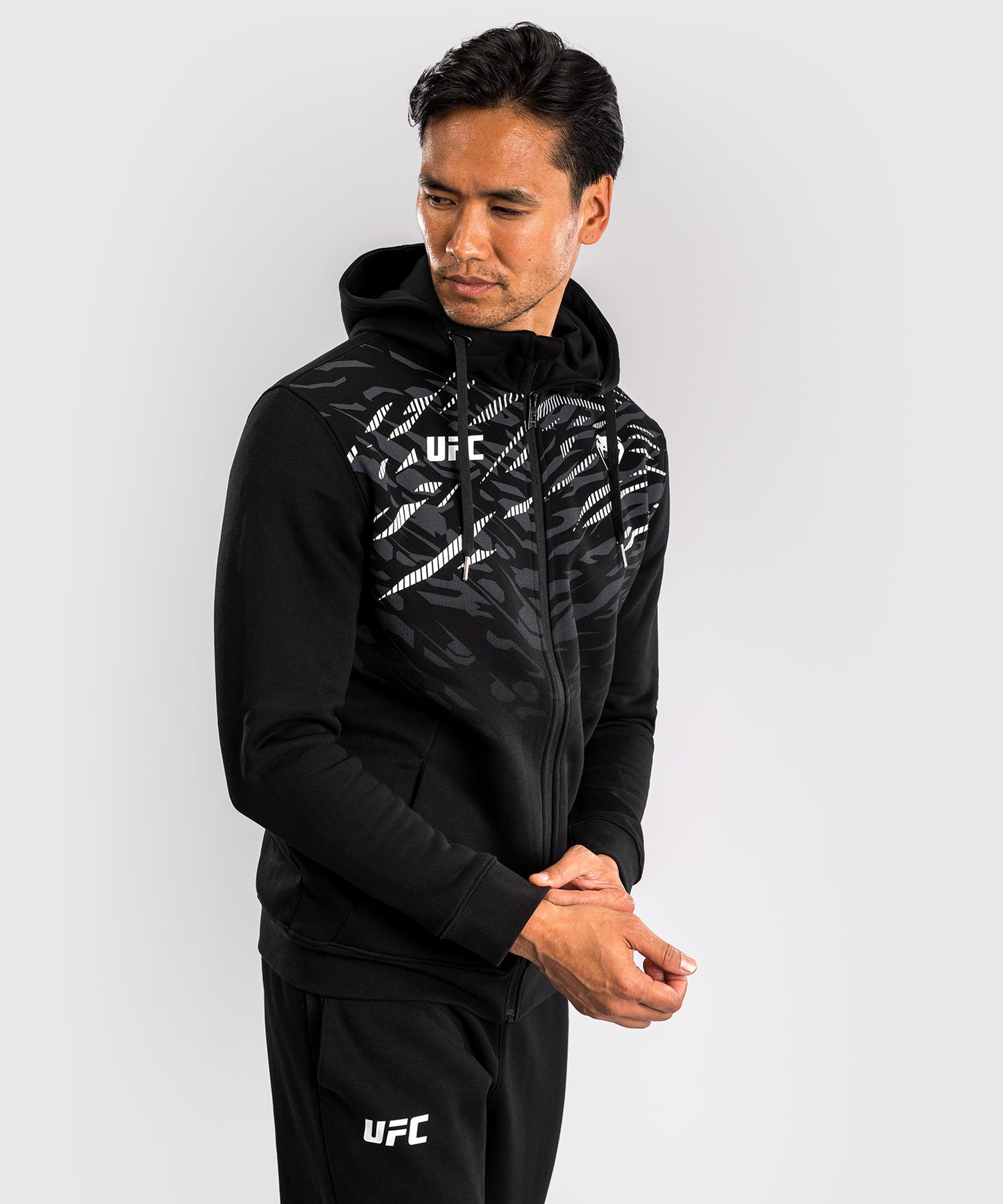 Veste à Capuche Zippé pour Hommes UFC Fusion by Venum Replica - Noir