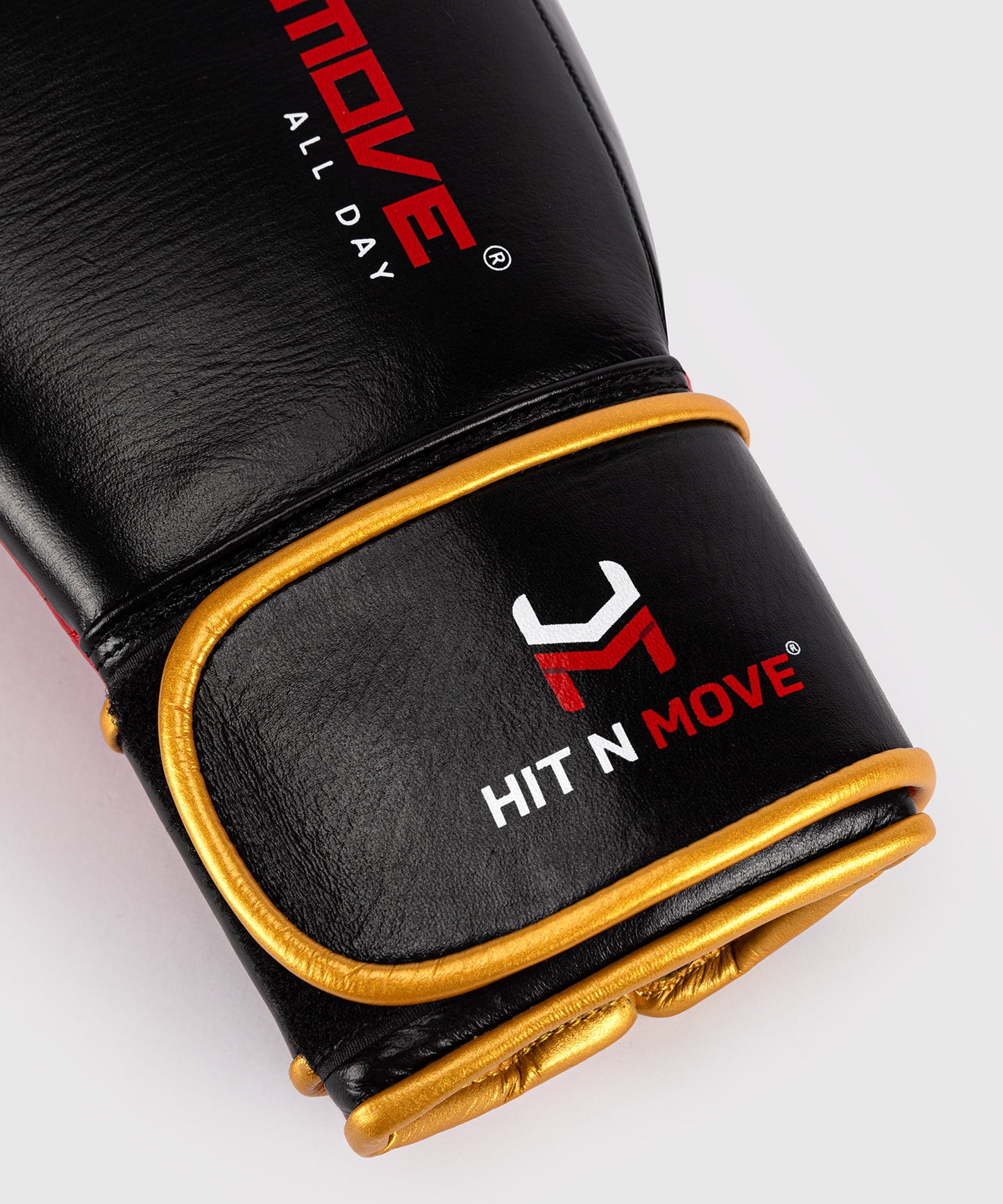 Hit N Move All Day® Pro Agility Guantoni da Boxe - Nero/Rosso/Oro