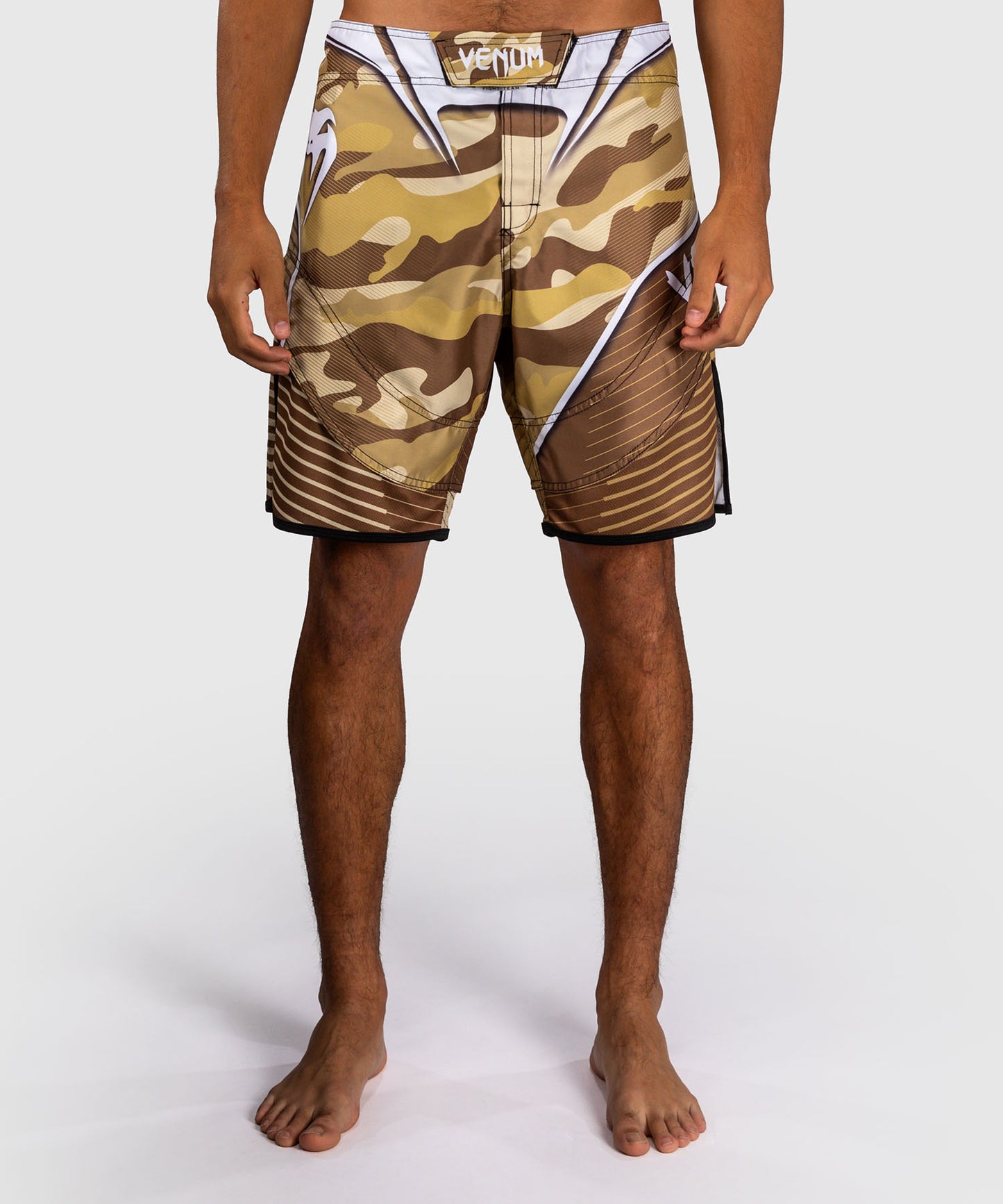 Venum Camo Hero Short de Combate - Beige Claro/Marrón